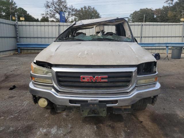 Photo 4 VIN: 2GTEC13T351261627 - GMC SIERRA 