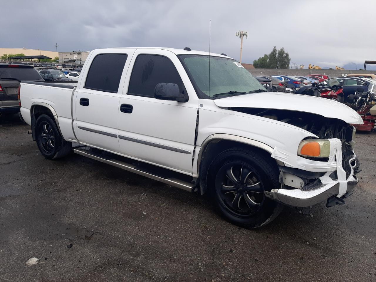 Photo 3 VIN: 2GTEC13T551132059 - GMC SIERRA 