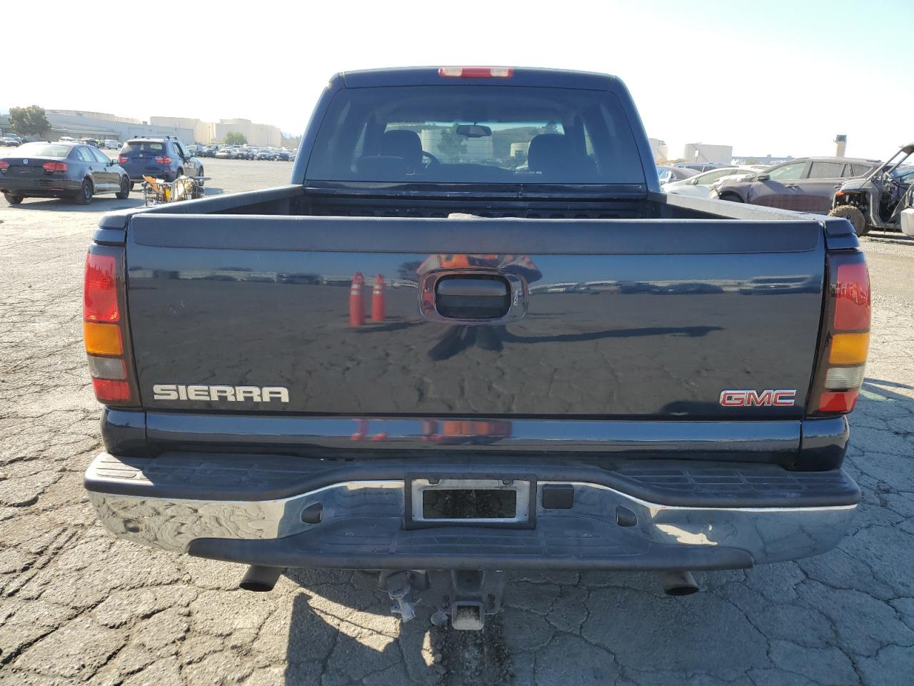 Photo 5 VIN: 2GTEC13T561224919 - GMC SIERRA 