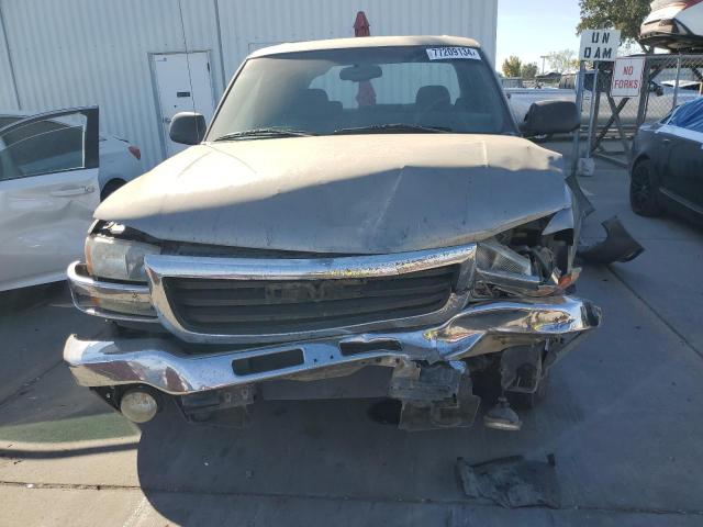 Photo 4 VIN: 2GTEC13T661204744 - GMC NEW SIERRA 