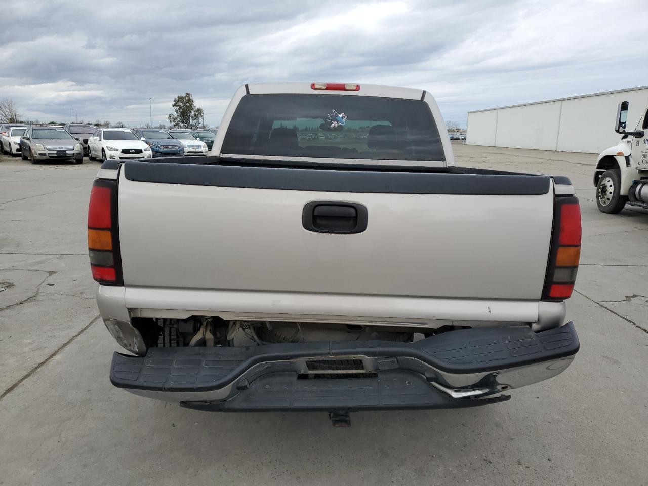 Photo 5 VIN: 2GTEC13T751242465 - GMC SIERRA 