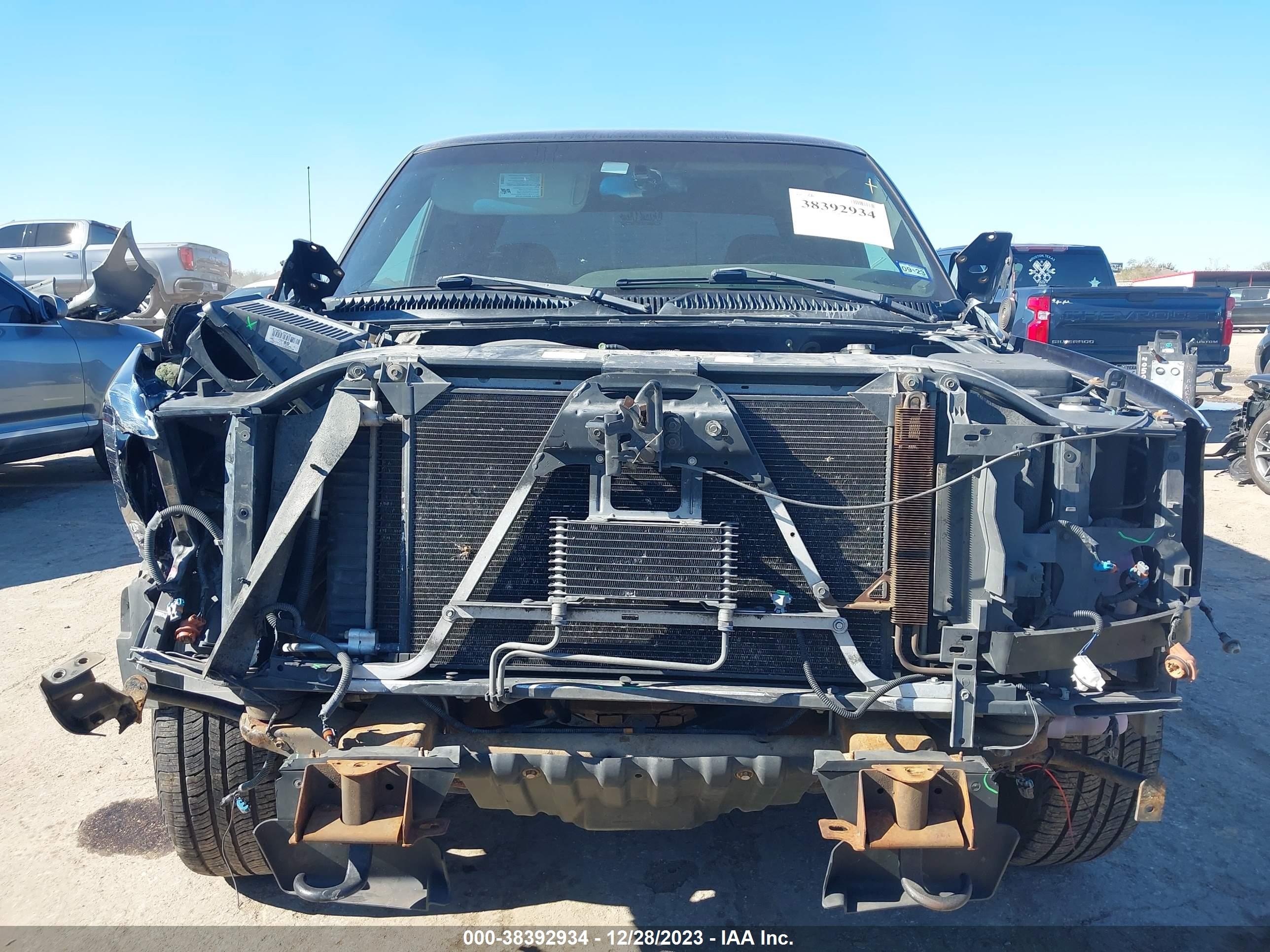 Photo 5 VIN: 2GTEC13T851282067 - GMC SIERRA 