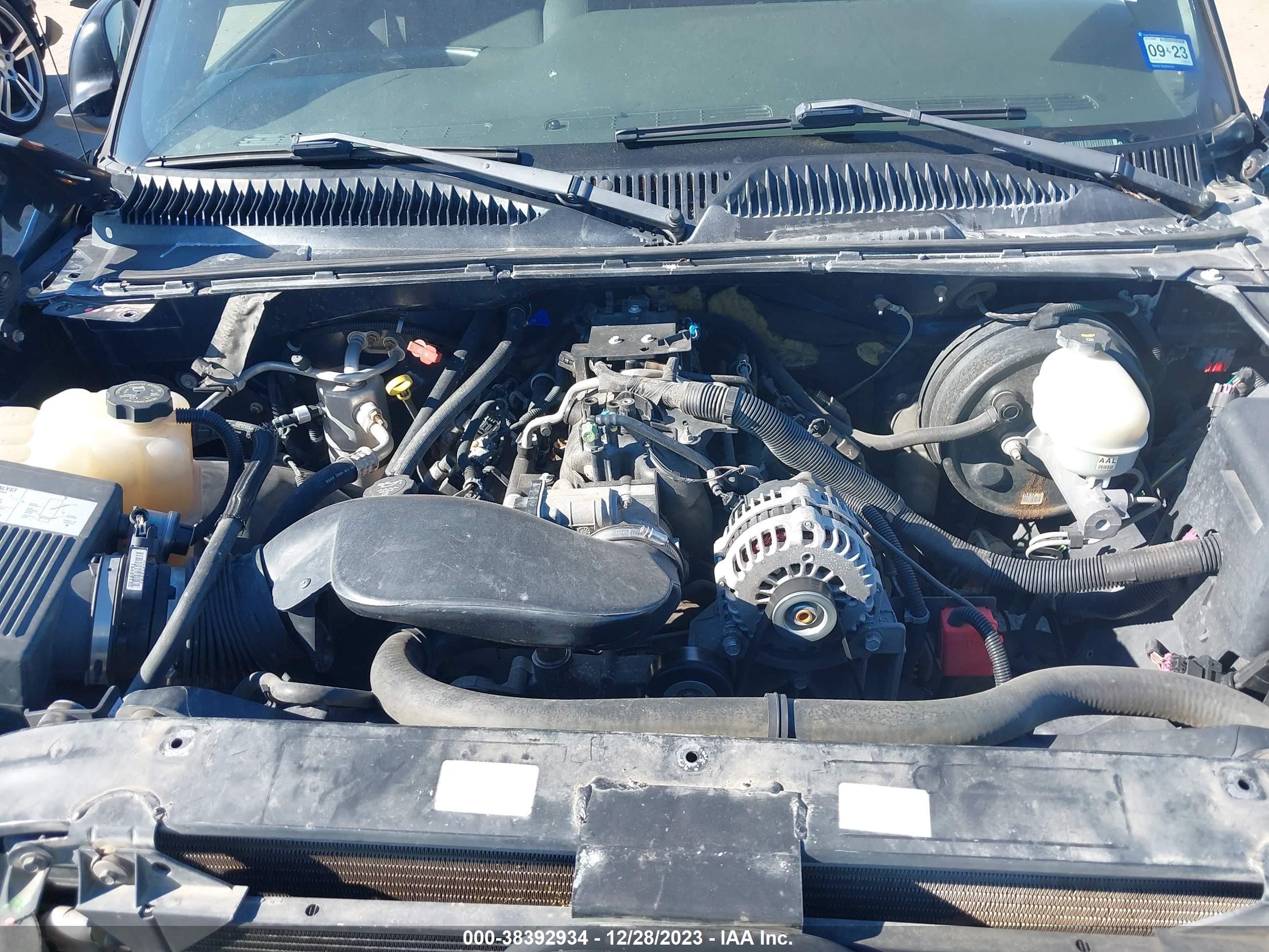 Photo 9 VIN: 2GTEC13T851282067 - GMC SIERRA 