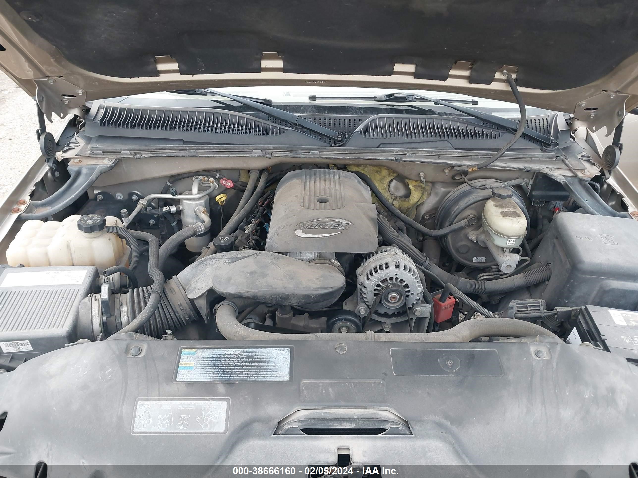 Photo 9 VIN: 2GTEC13T861161766 - GMC SIERRA 