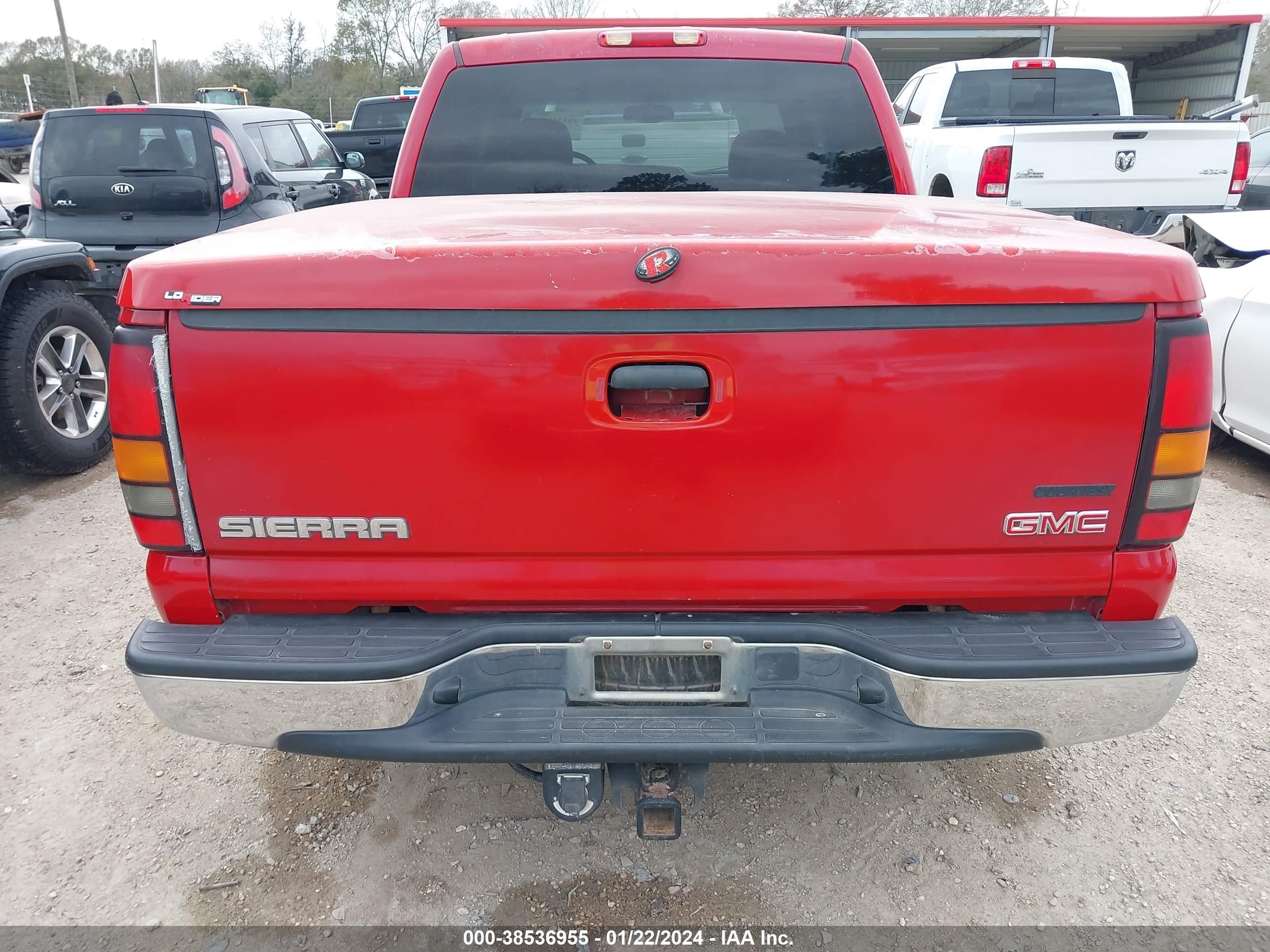 Photo 15 VIN: 2GTEC13T951311558 - GMC SIERRA 