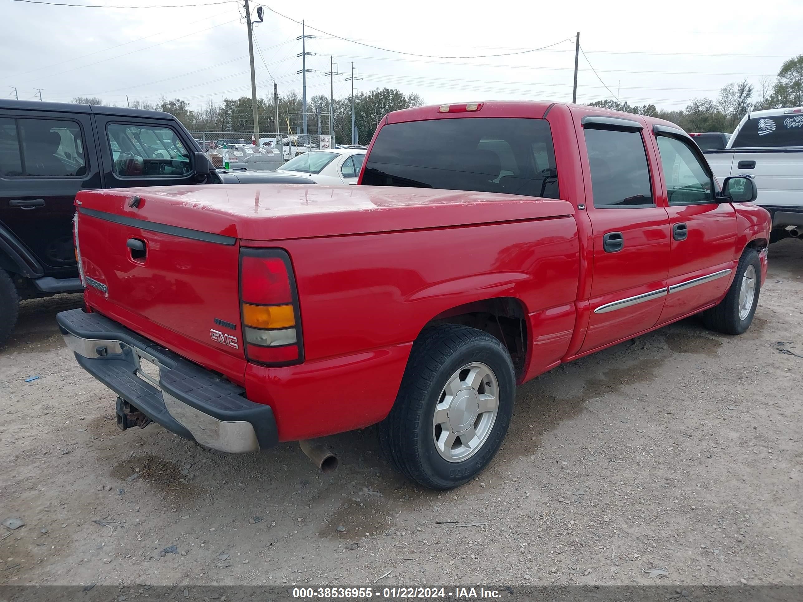 Photo 3 VIN: 2GTEC13T951311558 - GMC SIERRA 