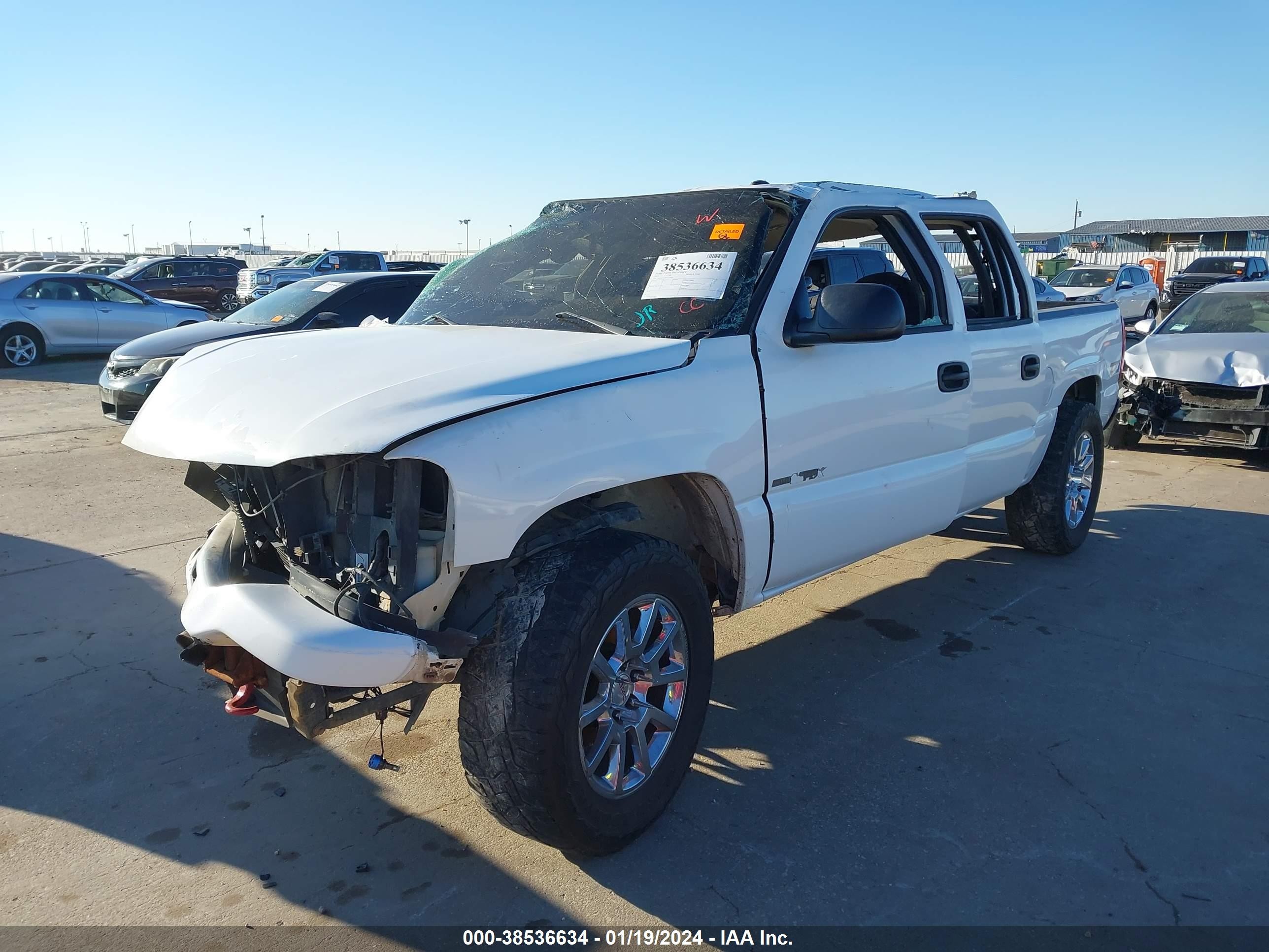 Photo 1 VIN: 2GTEC13TX51323069 - GMC SIERRA 