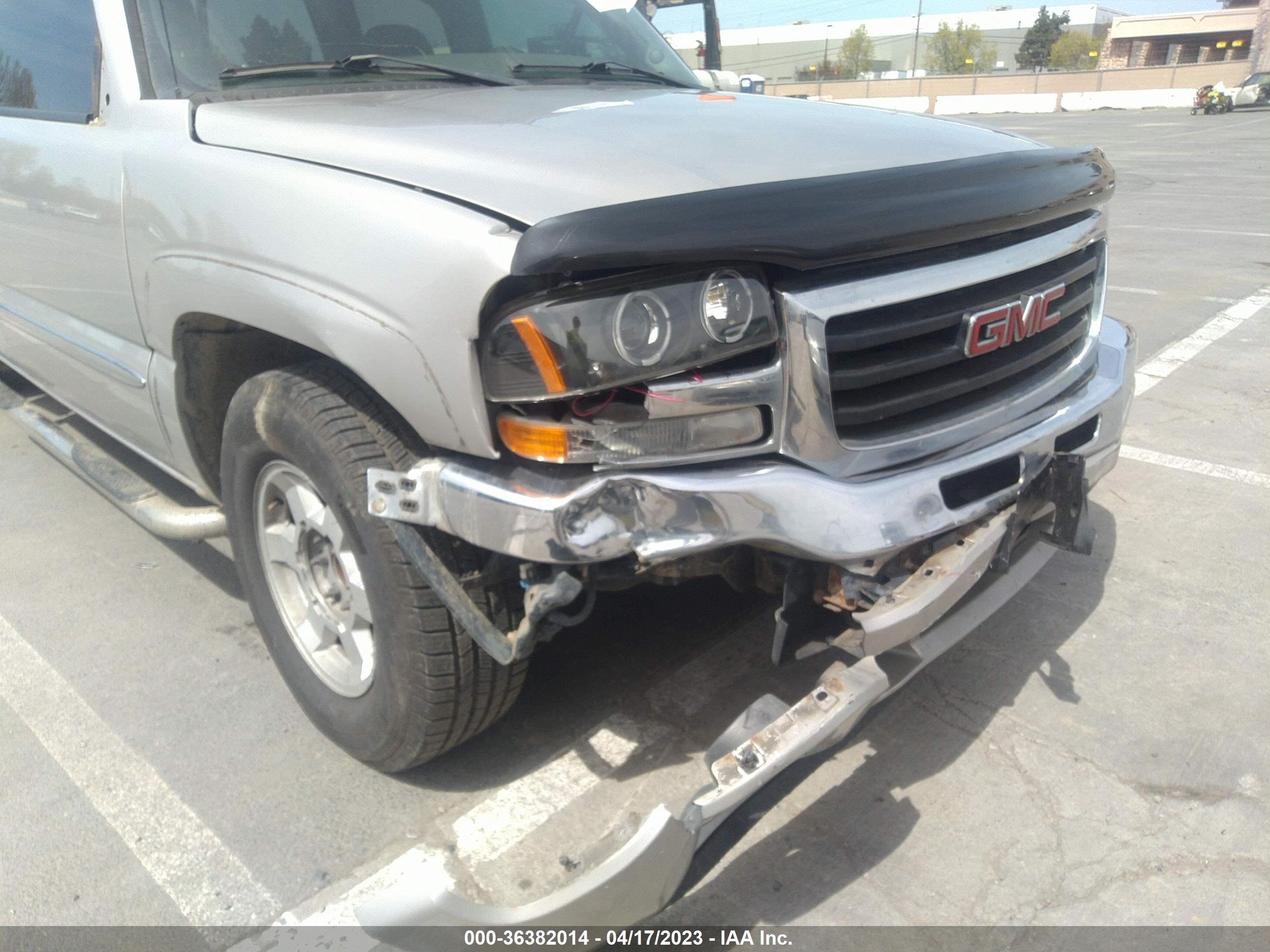 Photo 5 VIN: 2GTEC13TX51360056 - GMC SIERRA 