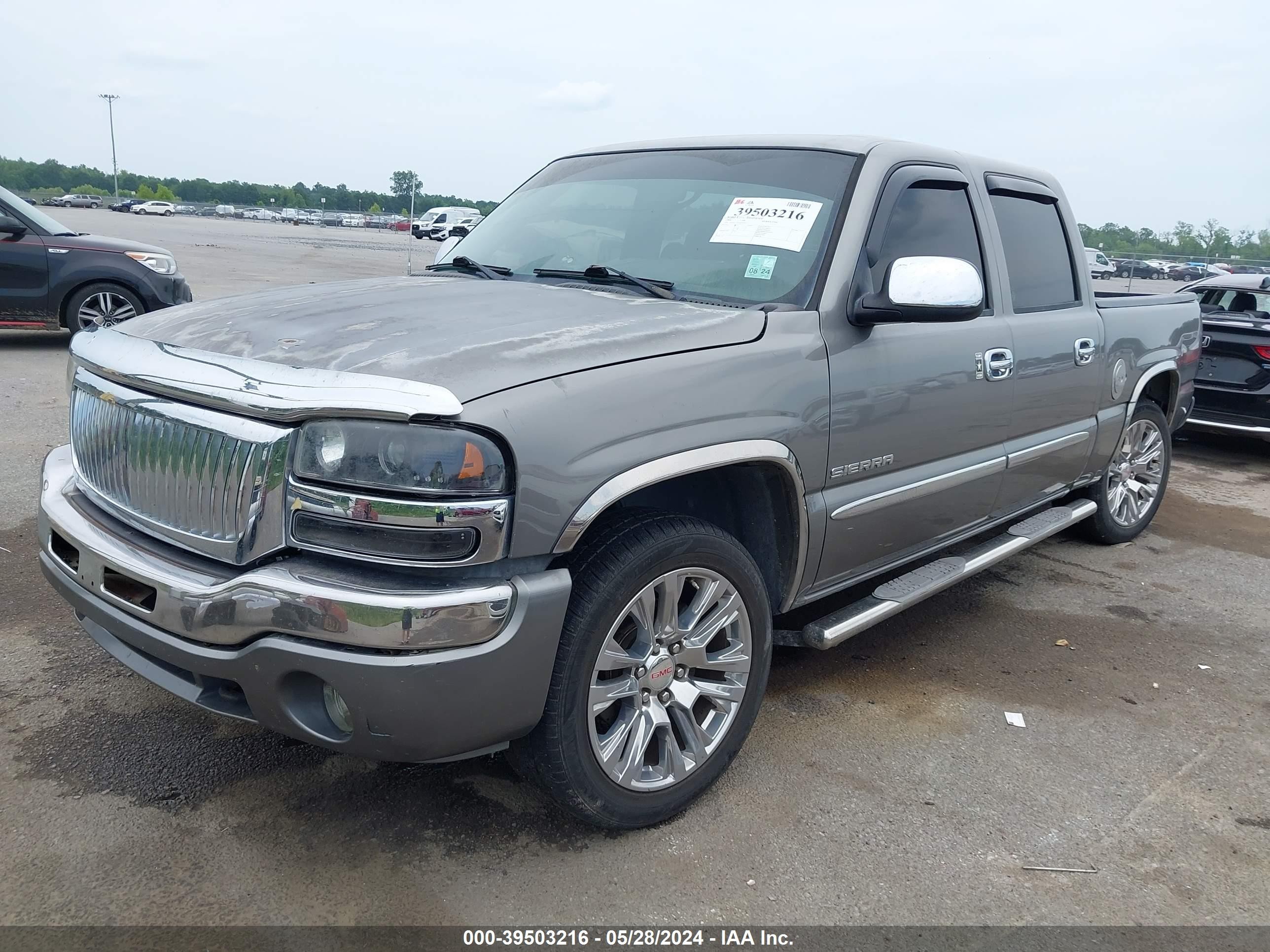 Photo 1 VIN: 2GTEC13V161301576 - GMC SIERRA 