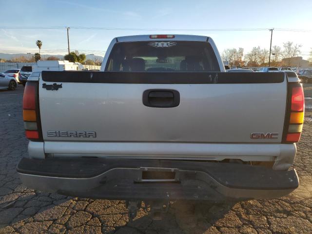 Photo 5 VIN: 2GTEC13V371123798 - GMC SIERRA 