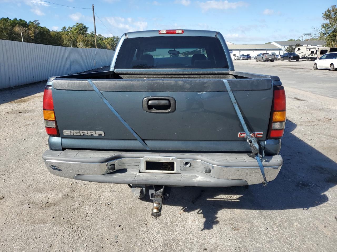 Photo 5 VIN: 2GTEC13V461310806 - GMC SIERRA 