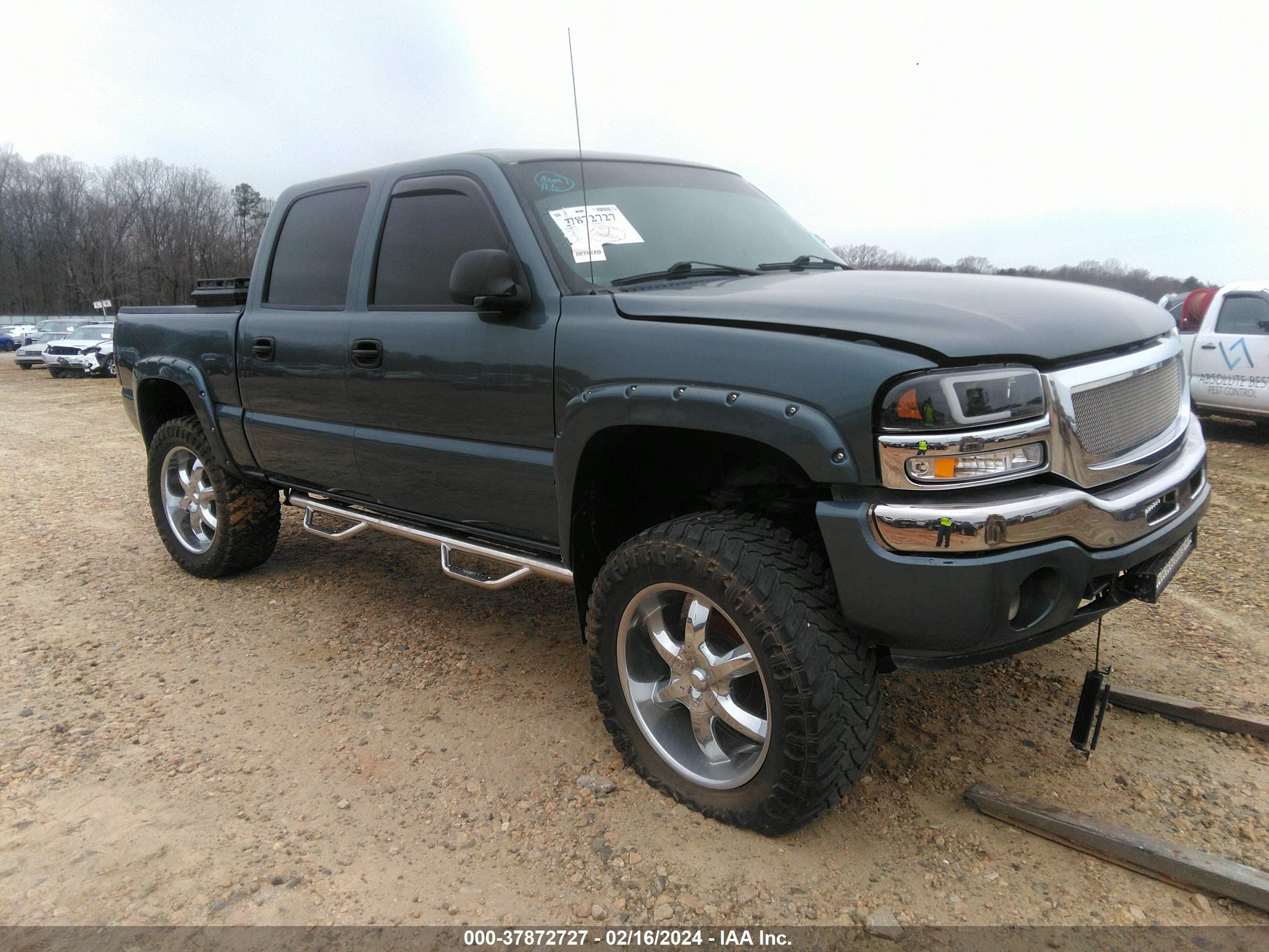 Photo 0 VIN: 2GTEC13V561350019 - GMC SIERRA 