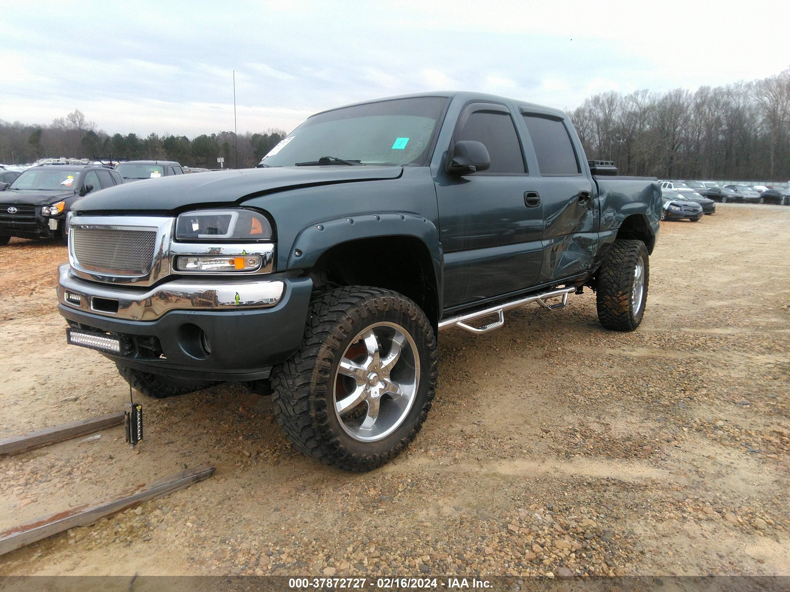 Photo 1 VIN: 2GTEC13V561350019 - GMC SIERRA 