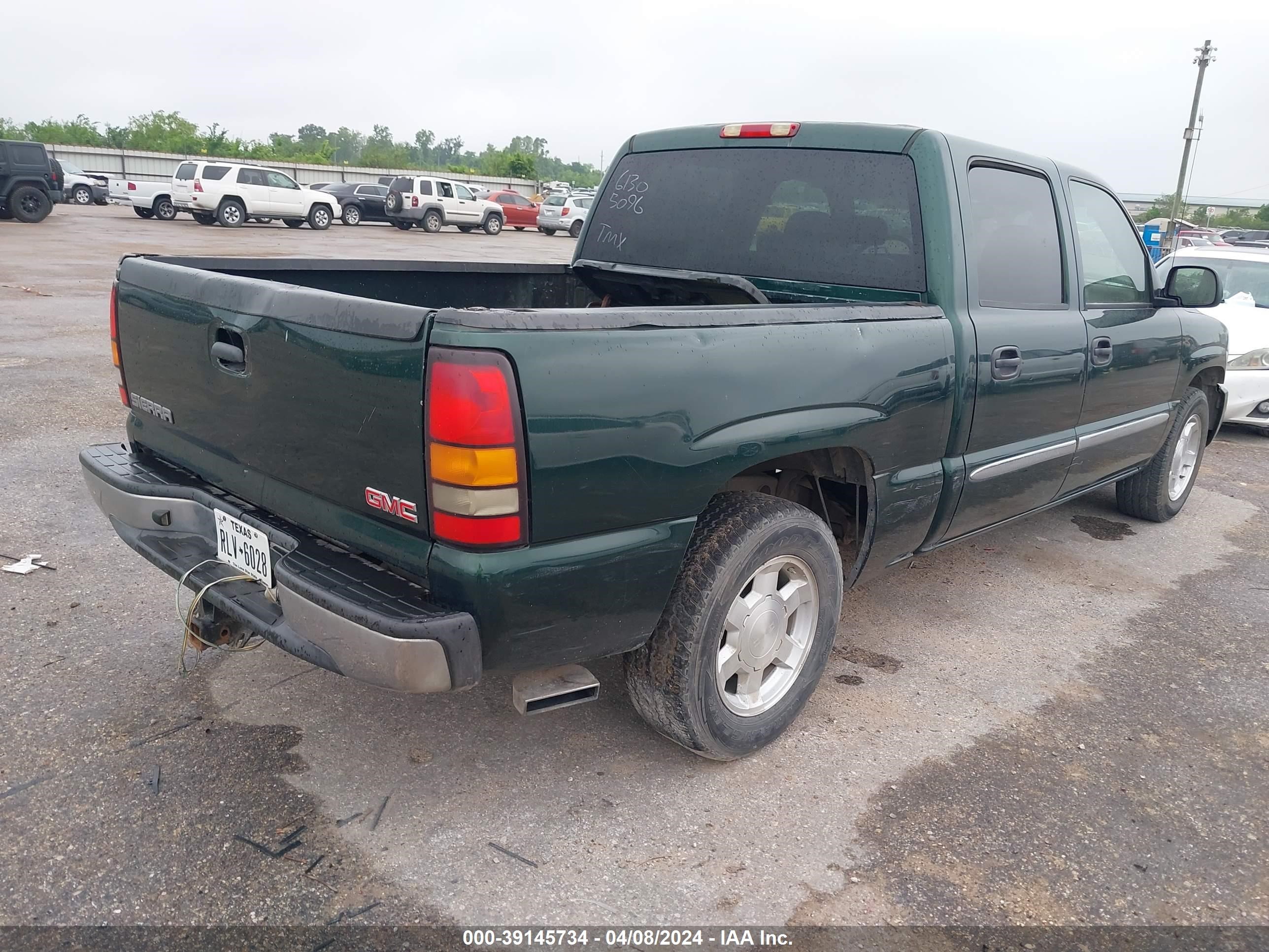 Photo 3 VIN: 2GTEC13V761305096 - GMC SIERRA 