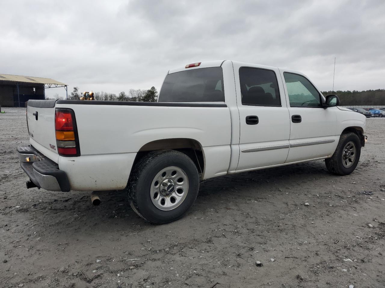 Photo 2 VIN: 2GTEC13V871176223 - GMC SIERRA 