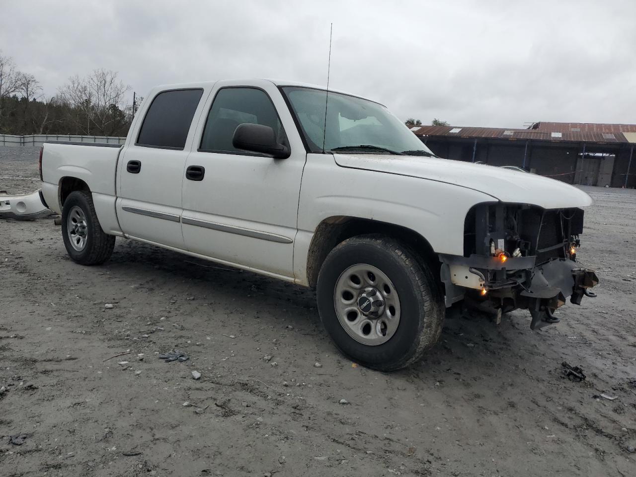 Photo 3 VIN: 2GTEC13V871176223 - GMC SIERRA 