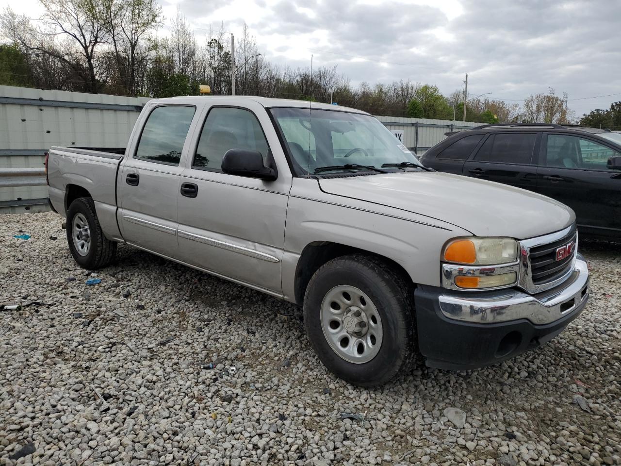 Photo 3 VIN: 2GTEC13VX61273888 - GMC SIERRA 