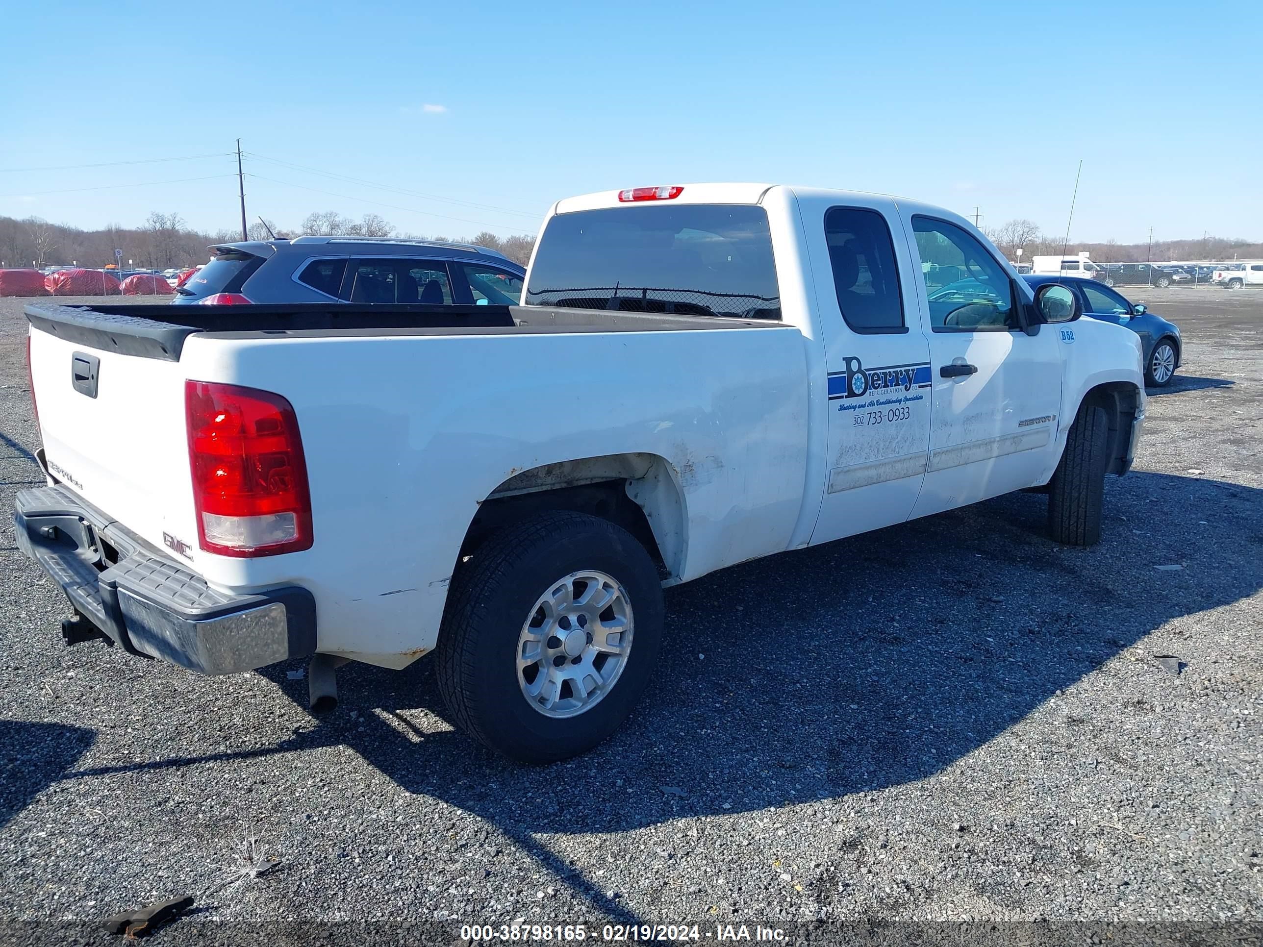 Photo 3 VIN: 2GTEC19J871673079 - GMC SIERRA 