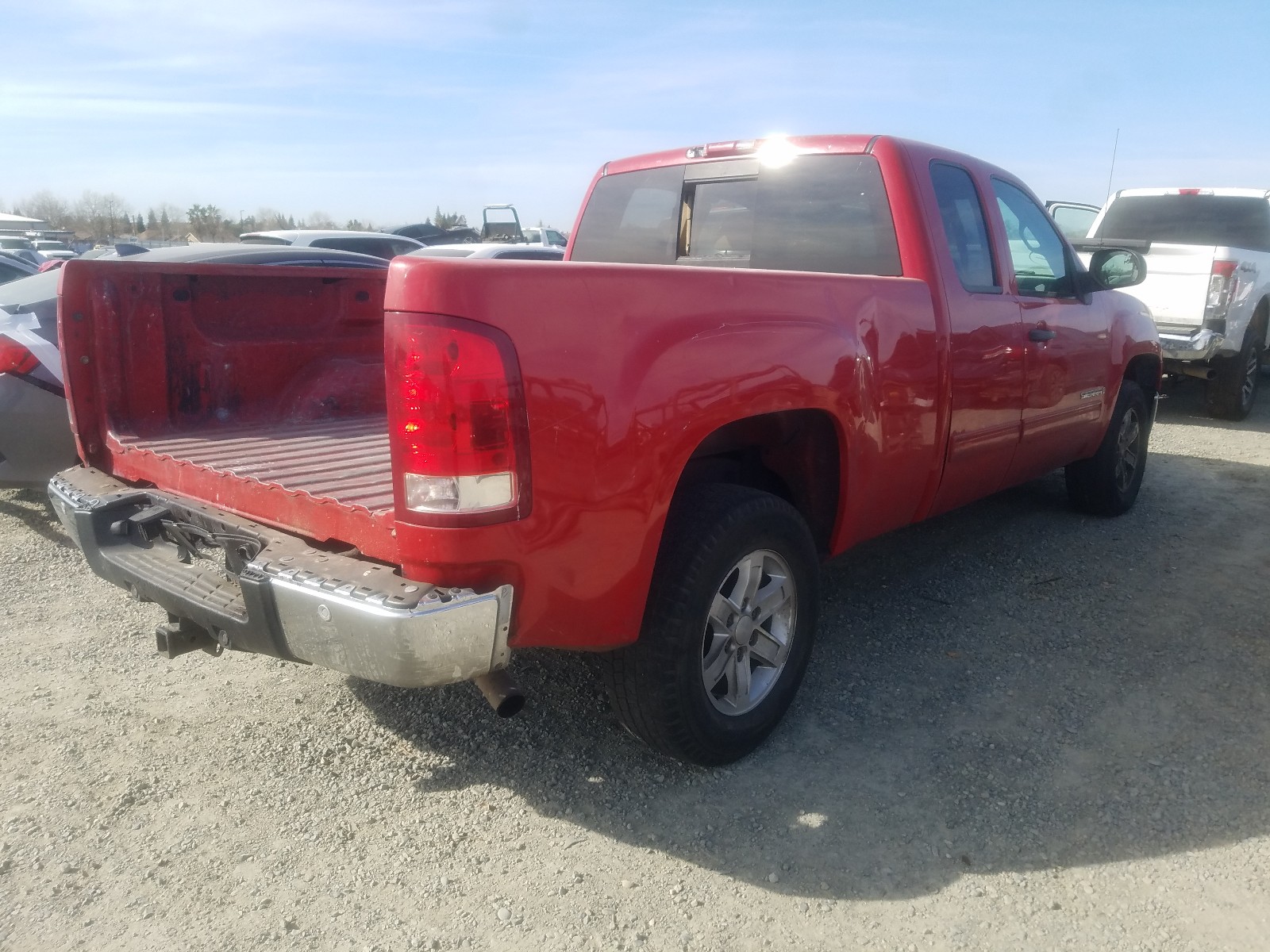 Photo 3 VIN: 2GTEC19JX81263773 - GMC SIERRA C15 