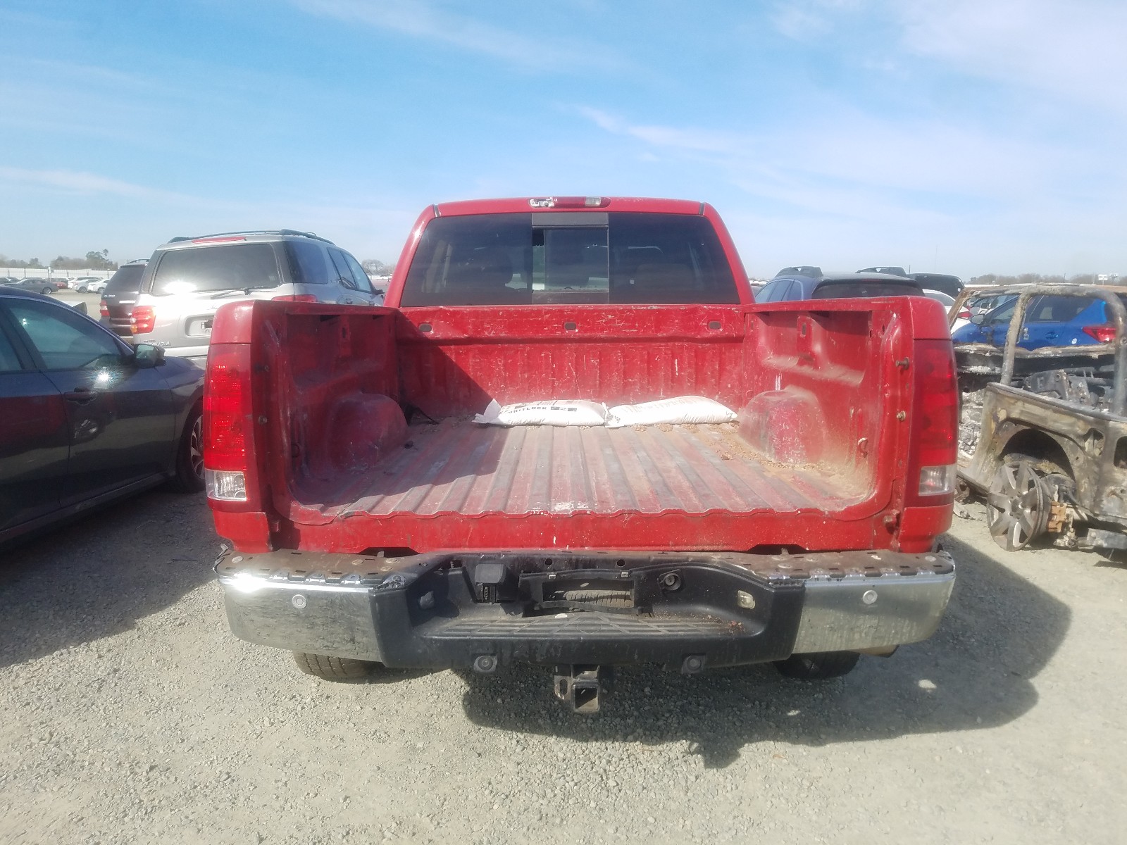 Photo 8 VIN: 2GTEC19JX81263773 - GMC SIERRA C15 