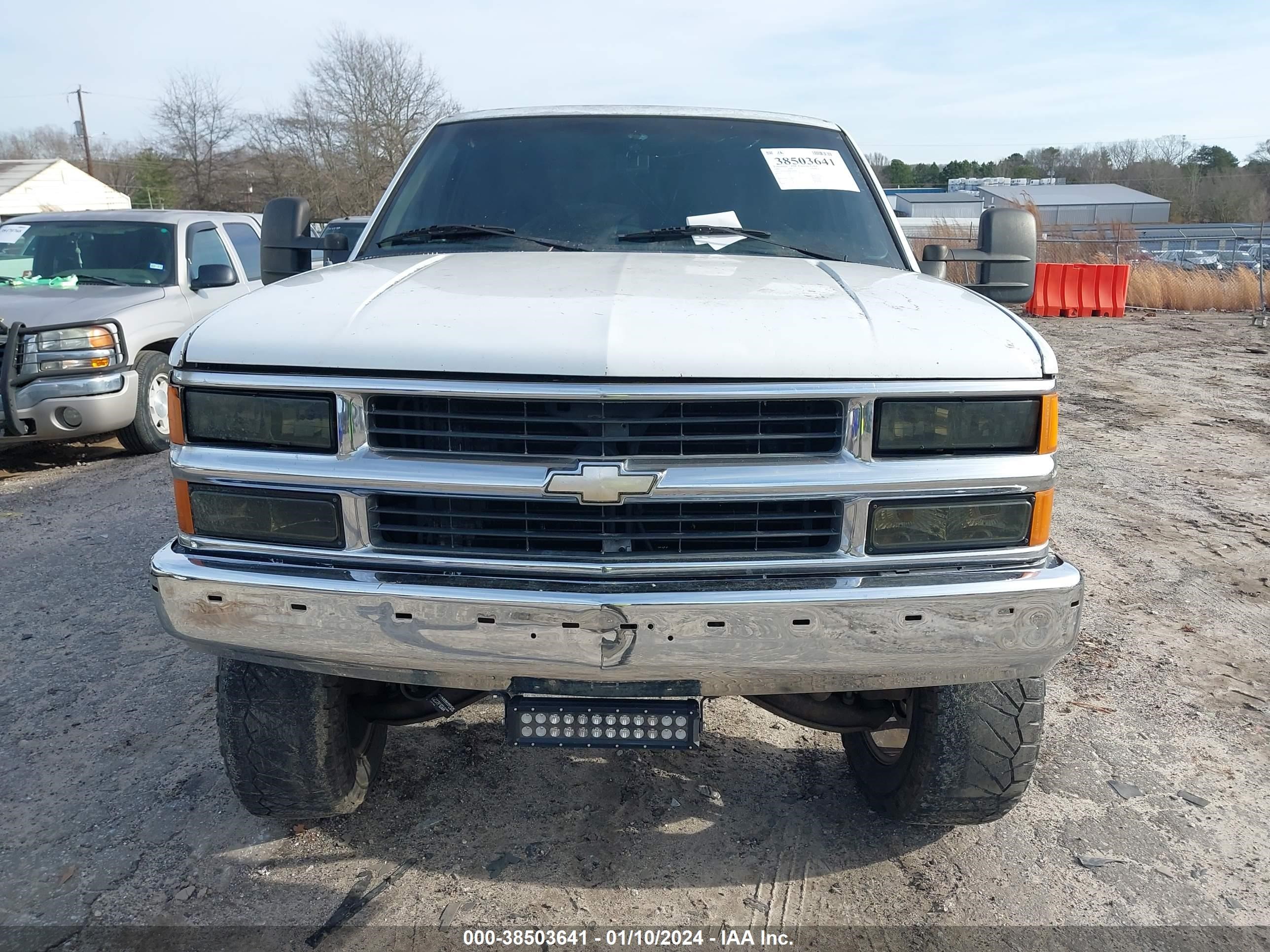 Photo 9 VIN: 2GTEC19K8R1582888 - GMC SIERRA 