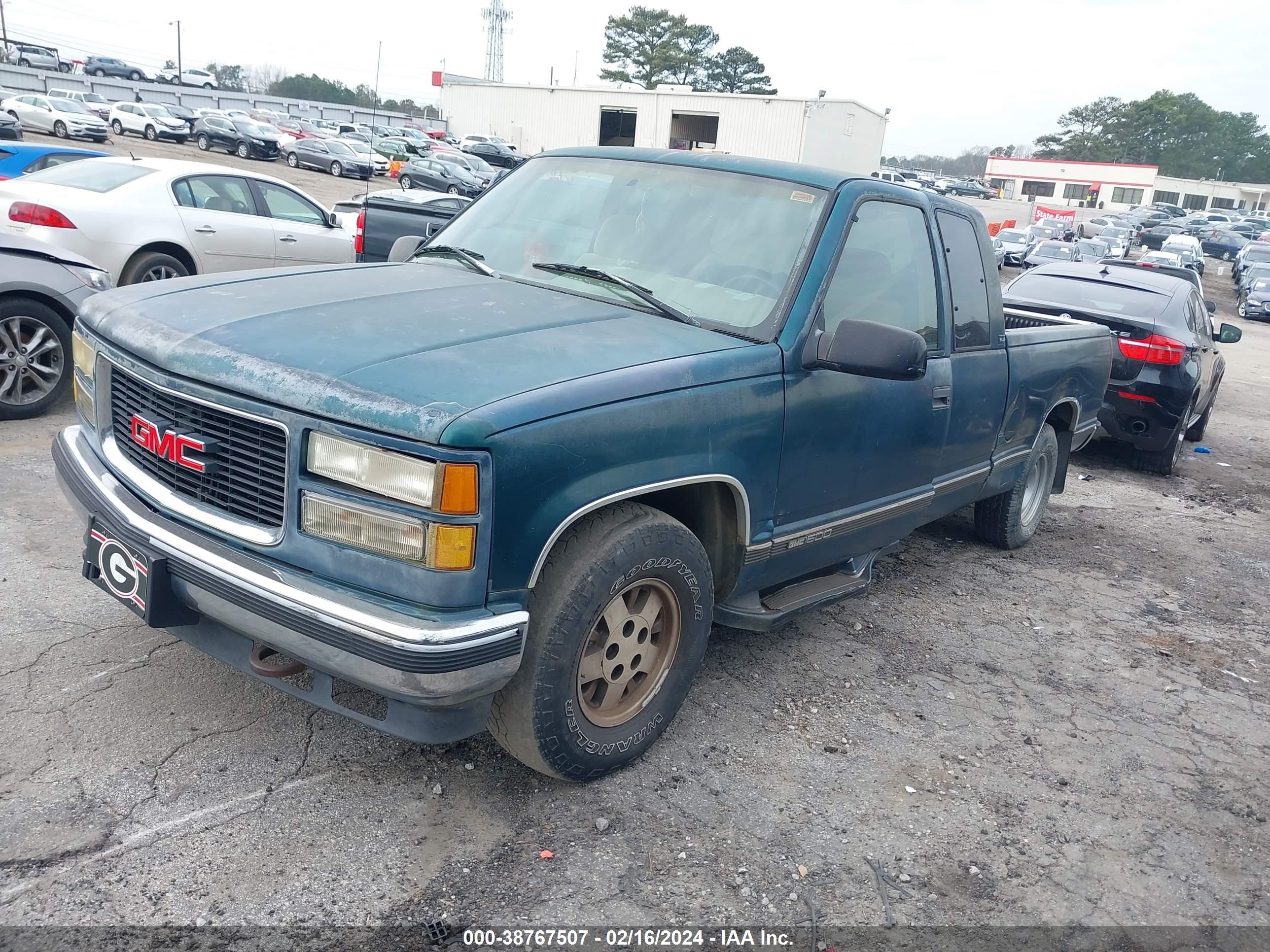 Photo 1 VIN: 2GTEC19K9S1572747 - GMC SIERRA 