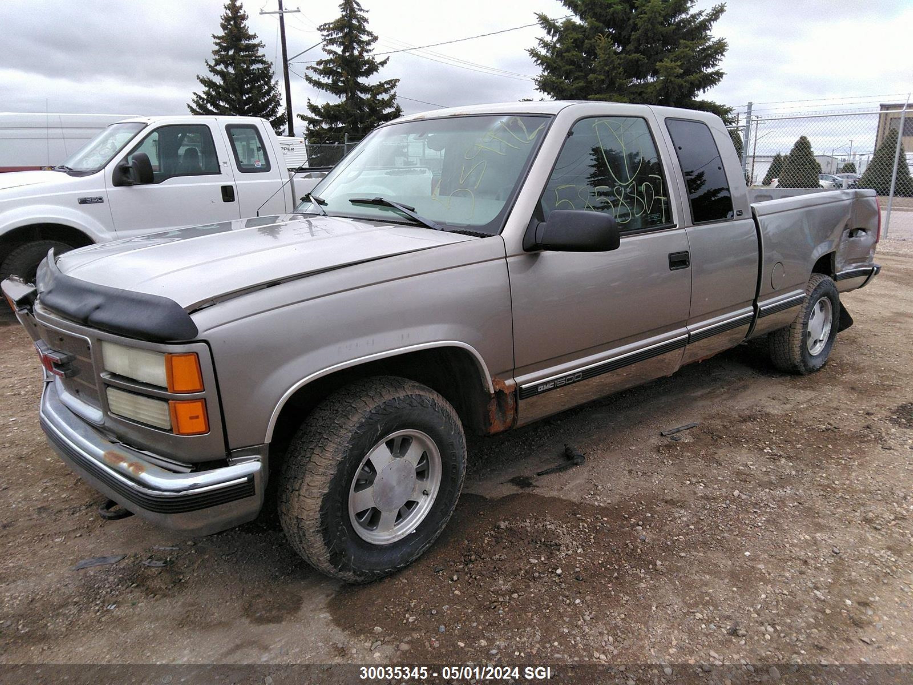 Photo 1 VIN: 2GTEC19R7W1539992 - GMC SIERRA 