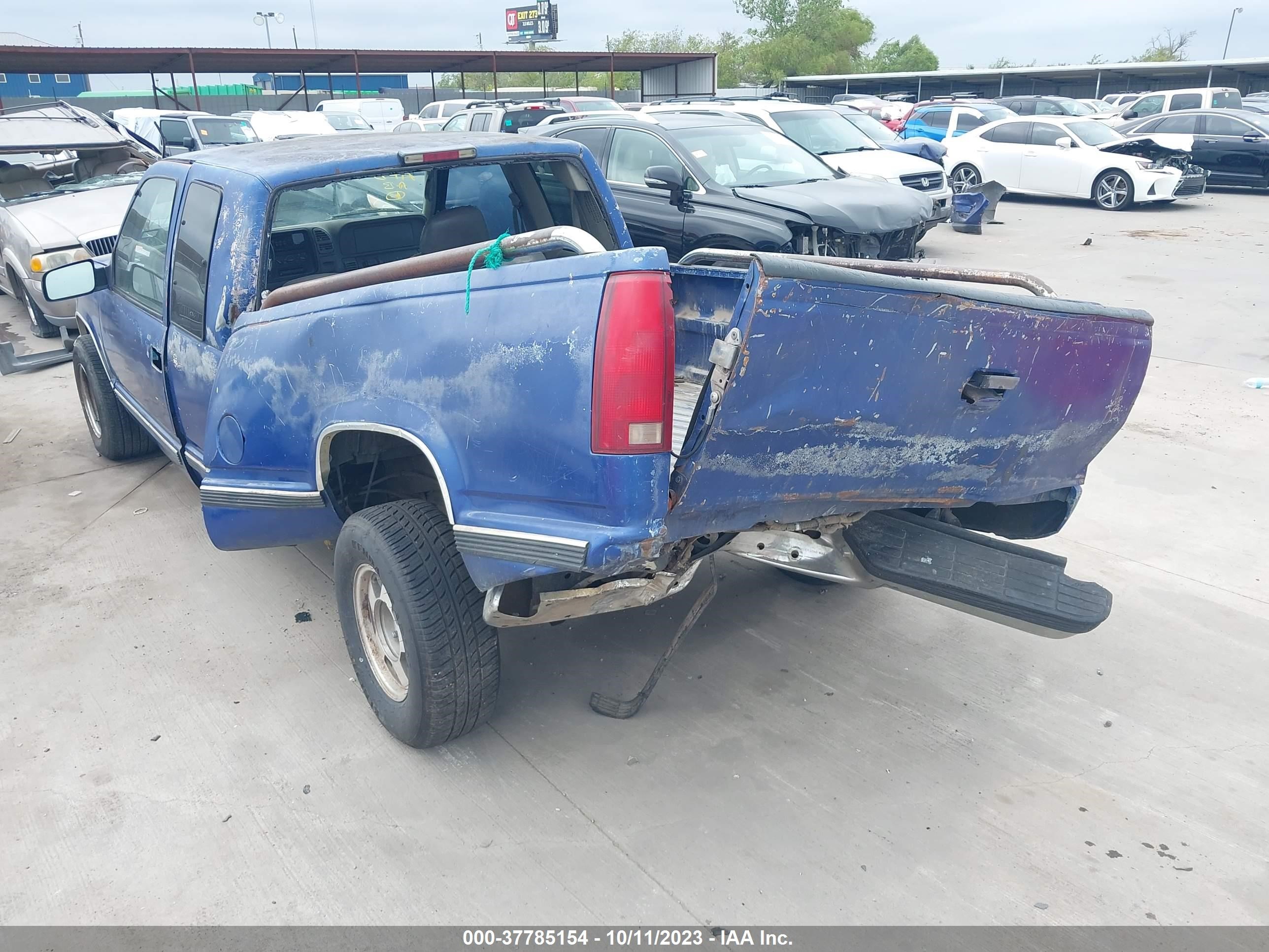 Photo 5 VIN: 2GTEC19R9V1559885 - GMC SIERRA 