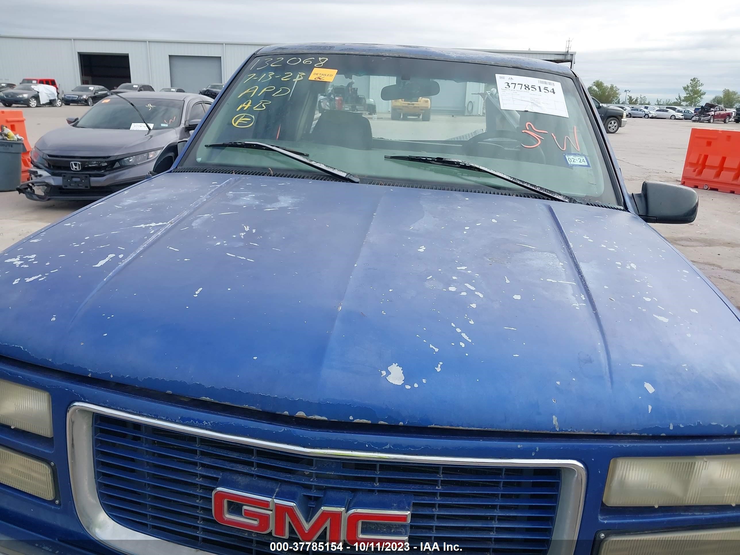 Photo 9 VIN: 2GTEC19R9V1559885 - GMC SIERRA 