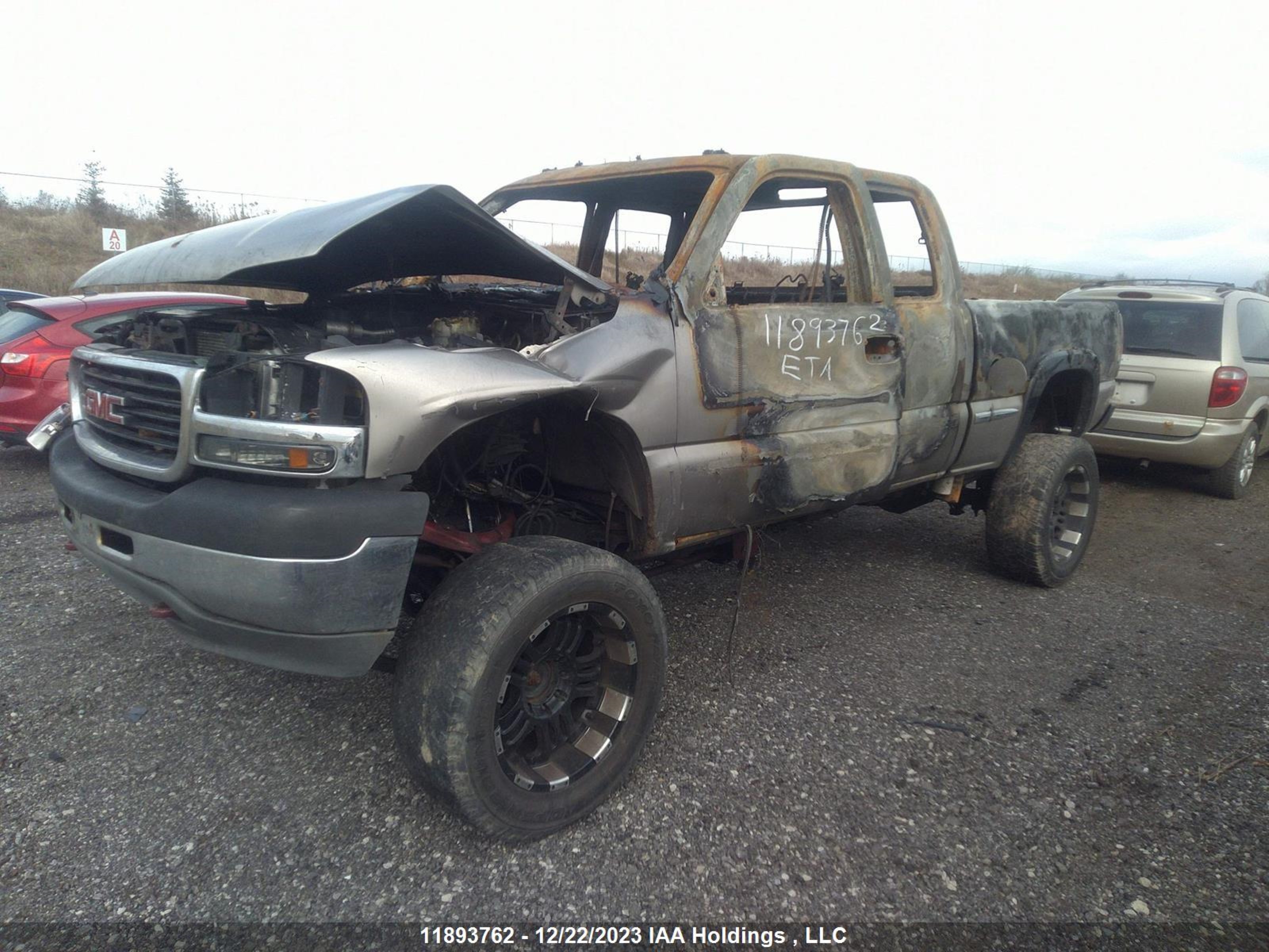 Photo 1 VIN: 2GTEC19T121238205 - GMC SIERRA 