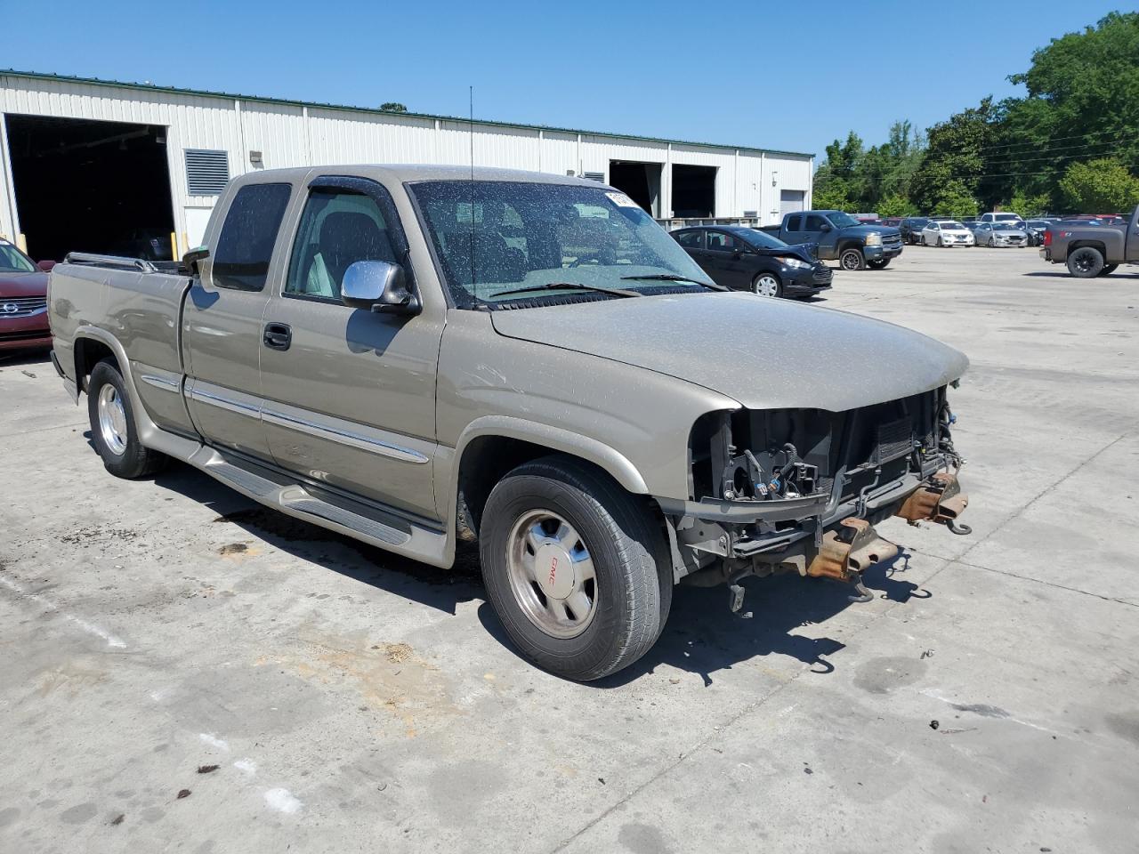 Photo 3 VIN: 2GTEC19T121263928 - GMC SIERRA 