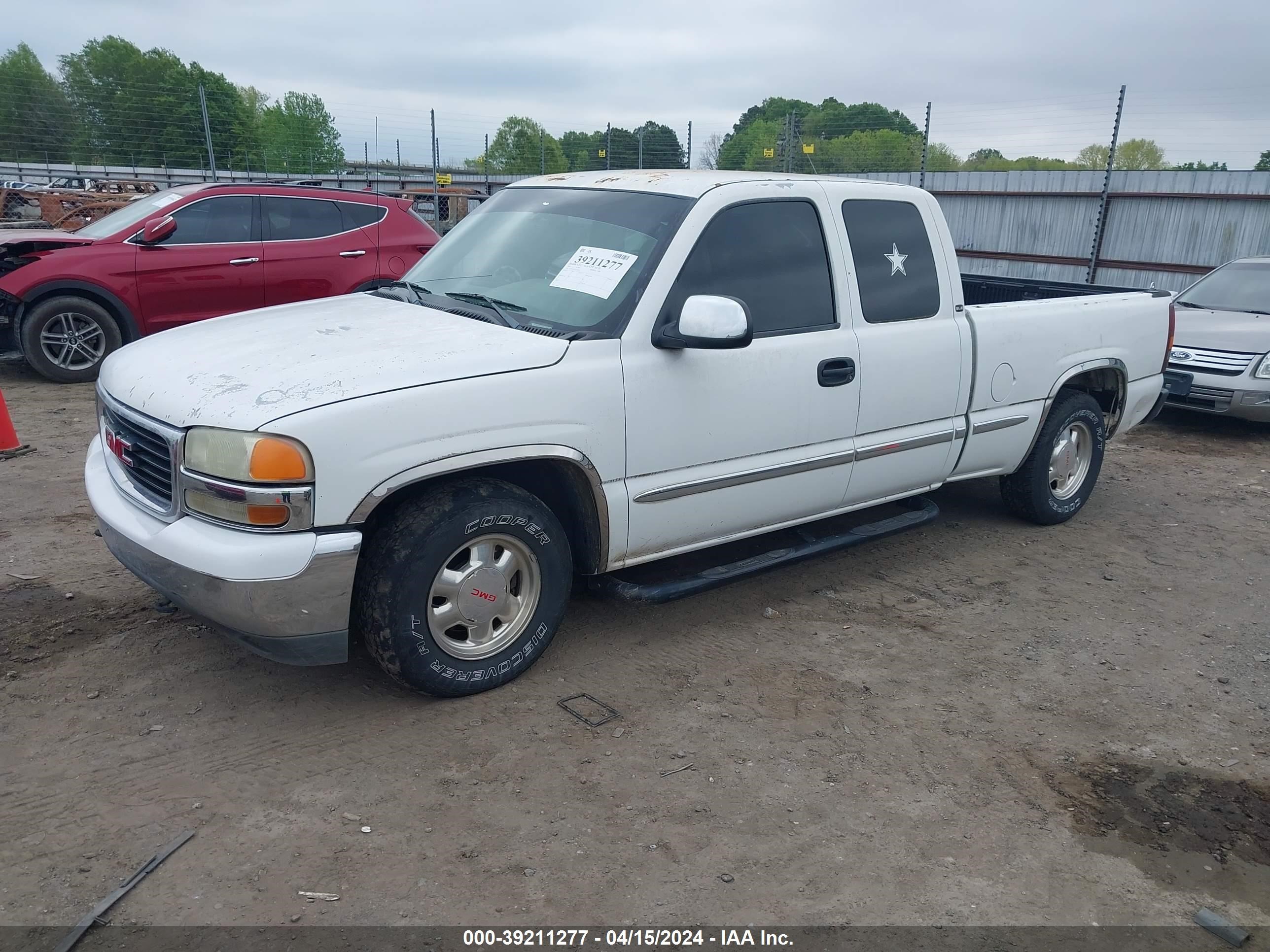 Photo 1 VIN: 2GTEC19T121366816 - GMC SIERRA 