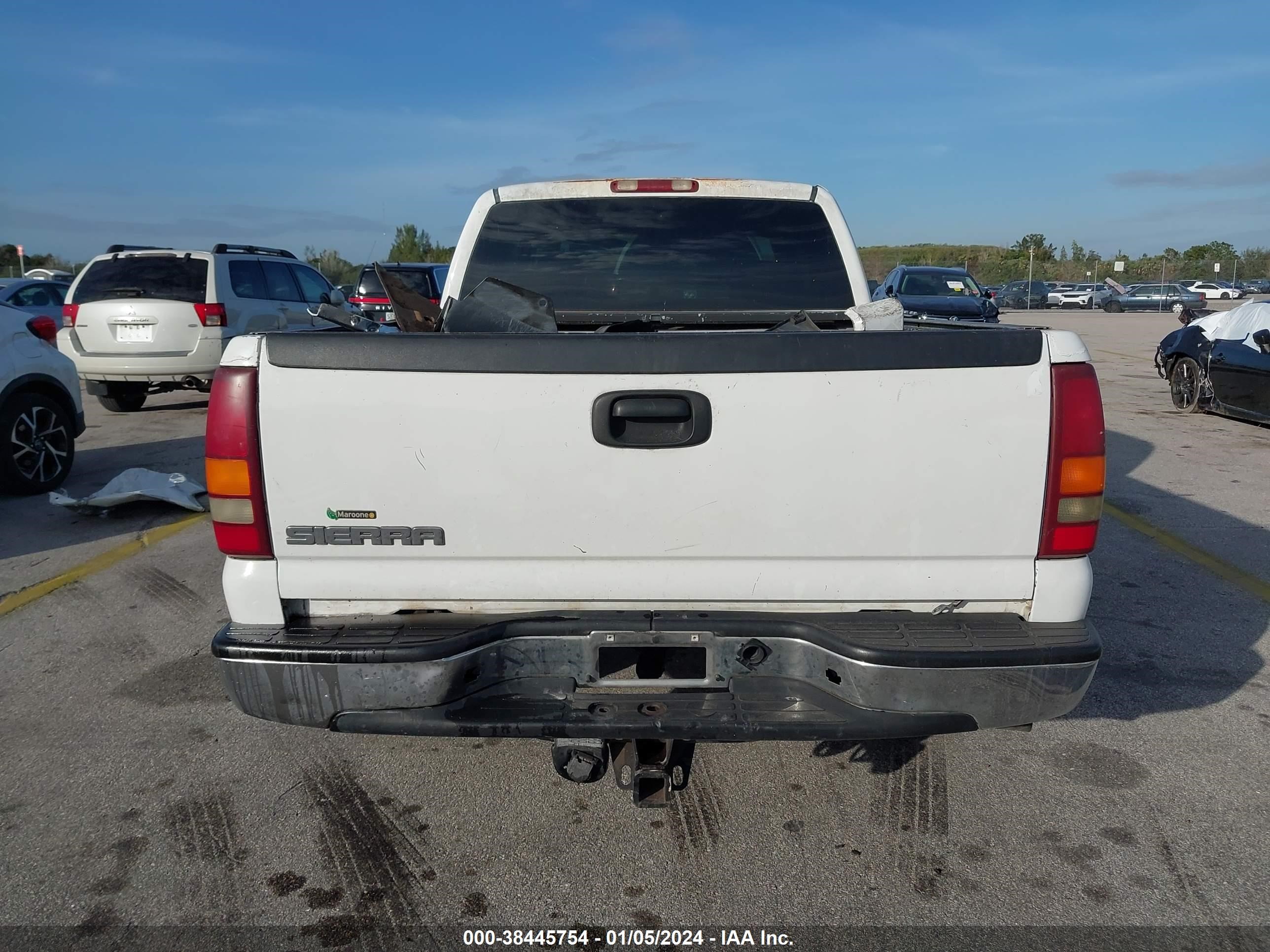 Photo 15 VIN: 2GTEC19T131106188 - GMC SIERRA 