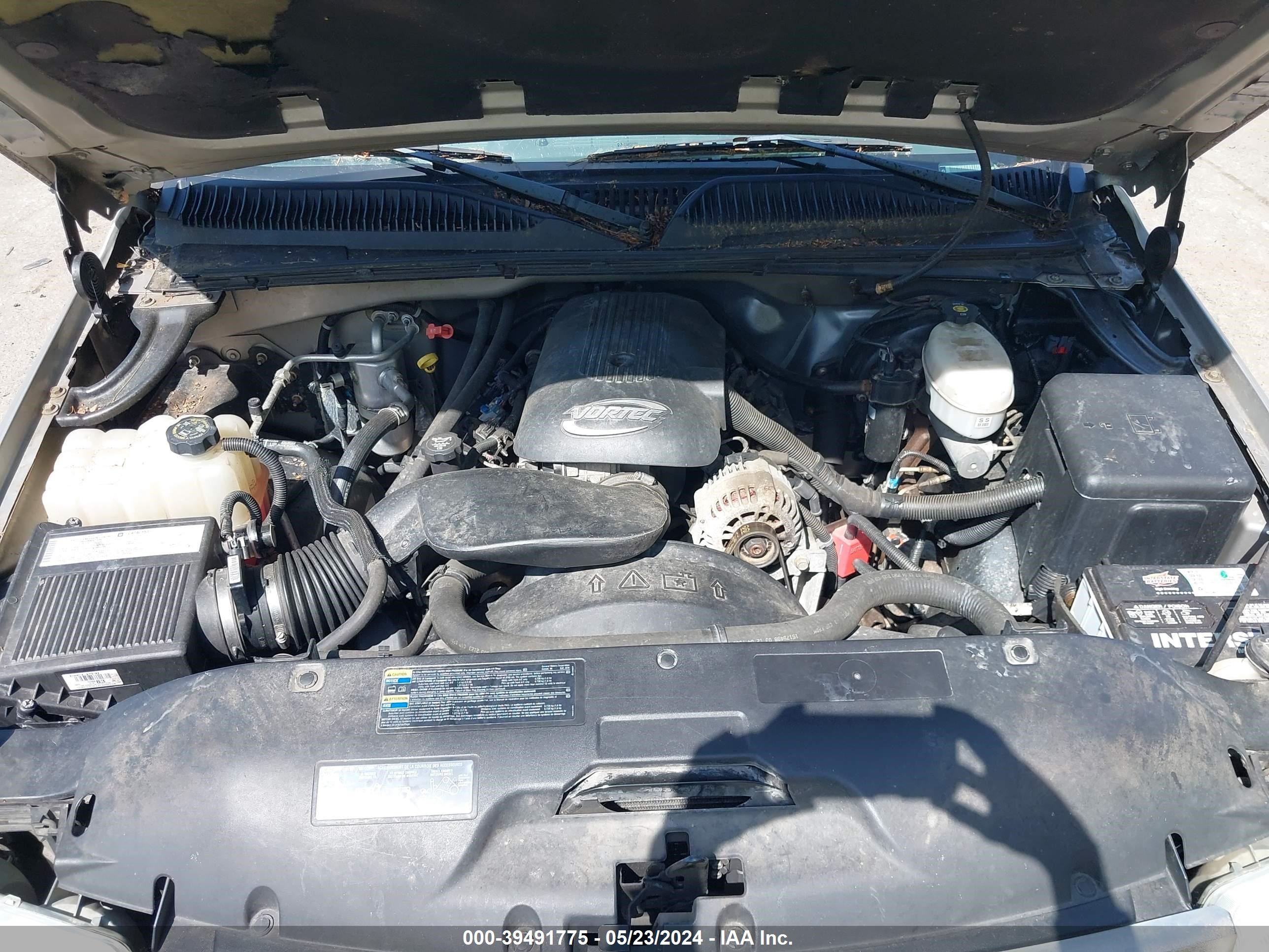 Photo 9 VIN: 2GTEC19T441335840 - GMC SIERRA 