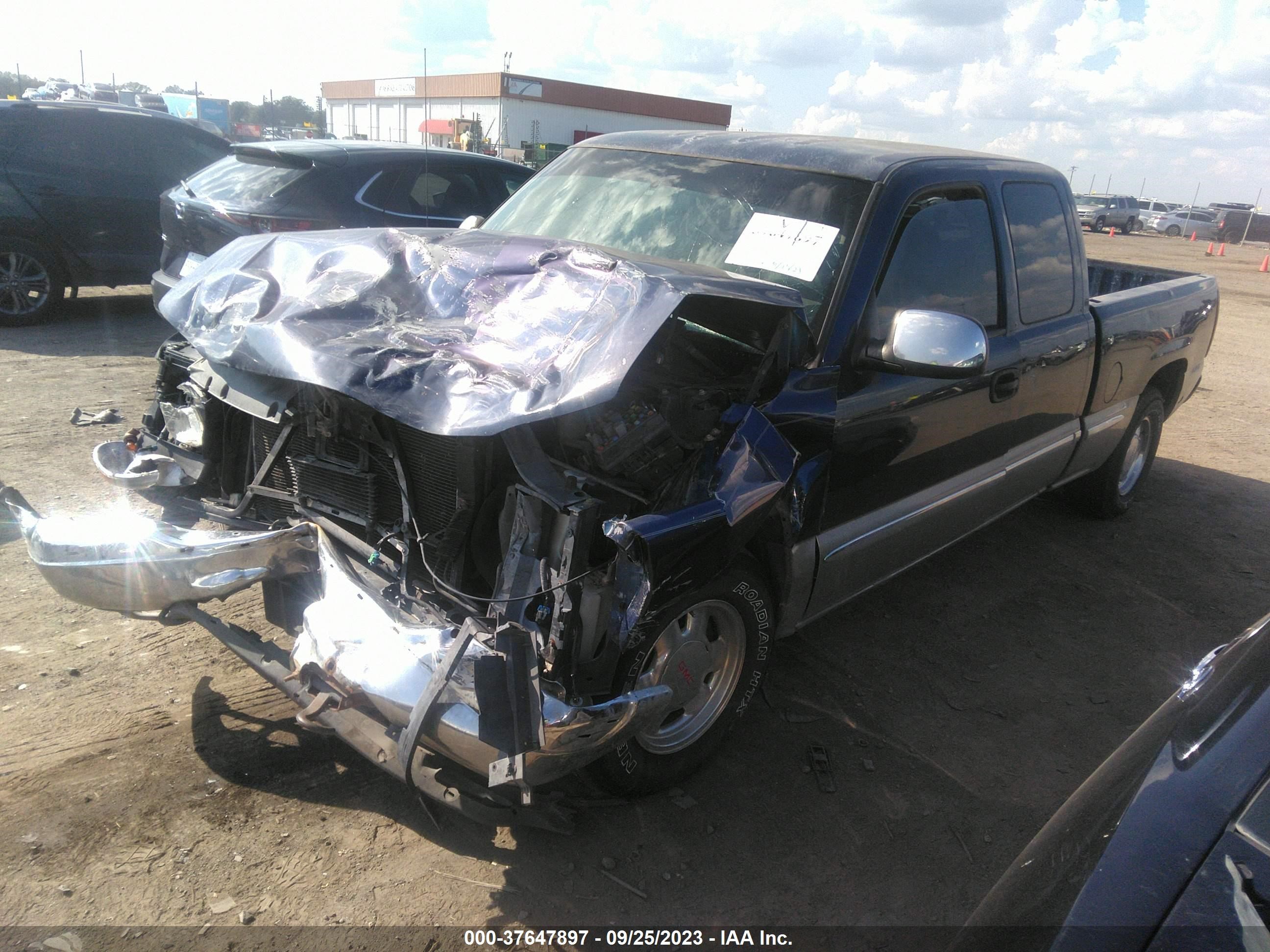 Photo 1 VIN: 2GTEC19T521317621 - GMC SIERRA 