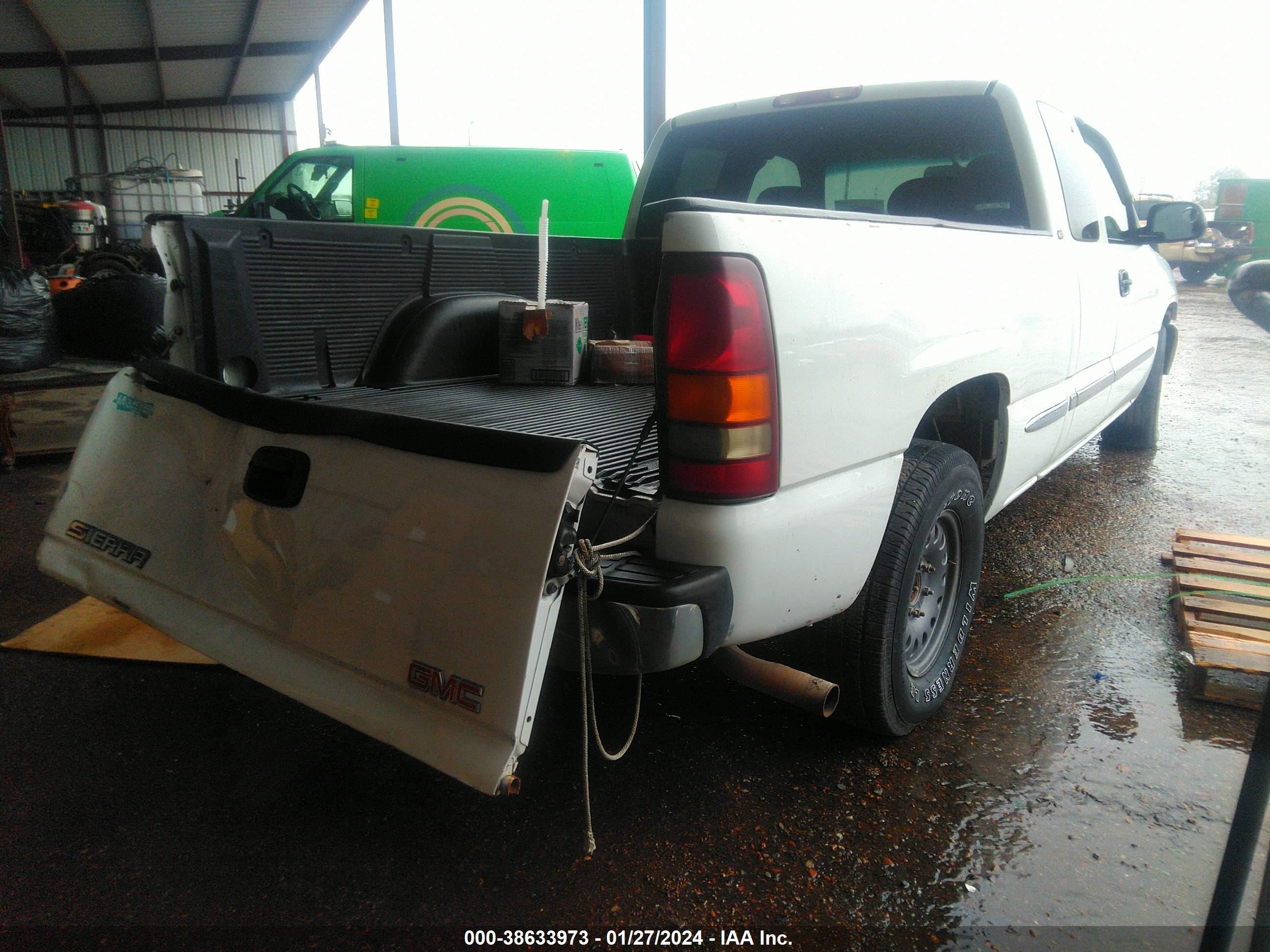 Photo 3 VIN: 2GTEC19T721316292 - GMC SIERRA 