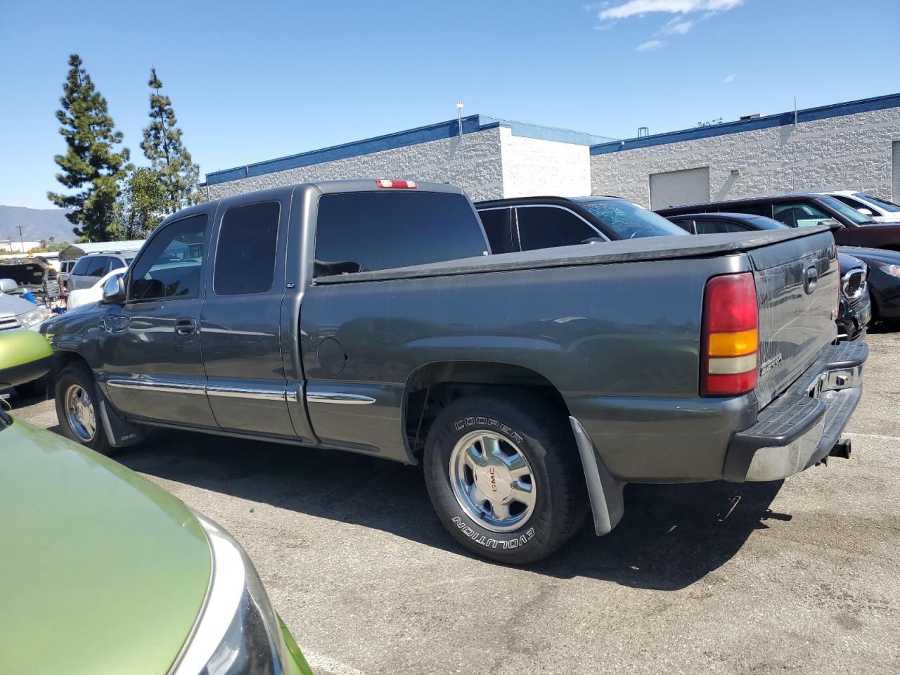 Photo 1 VIN: 2GTEC19T811236434 - GMC SIERRA 