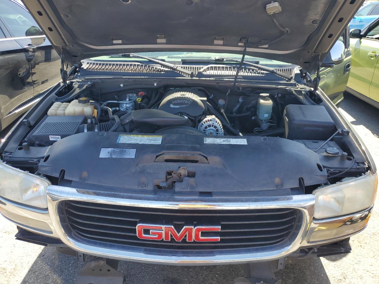 Photo 10 VIN: 2GTEC19T811236434 - GMC SIERRA 