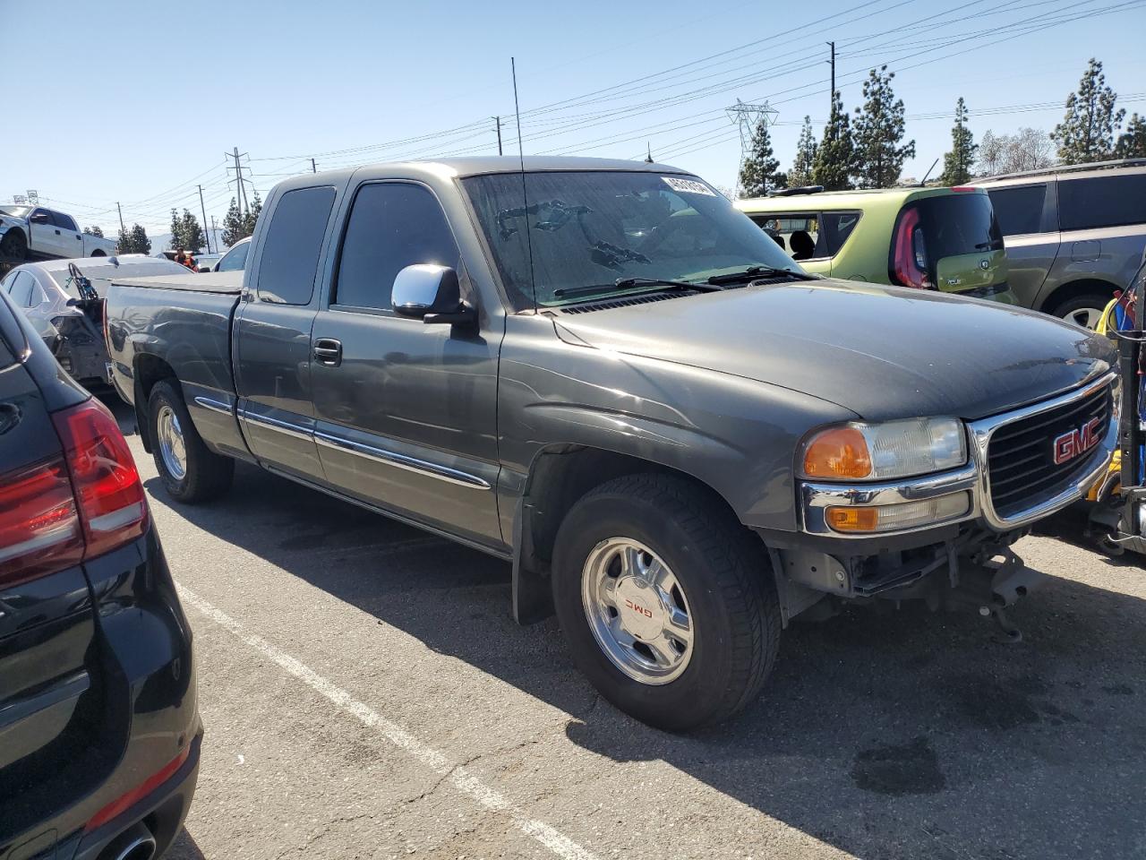 Photo 3 VIN: 2GTEC19T811236434 - GMC SIERRA 