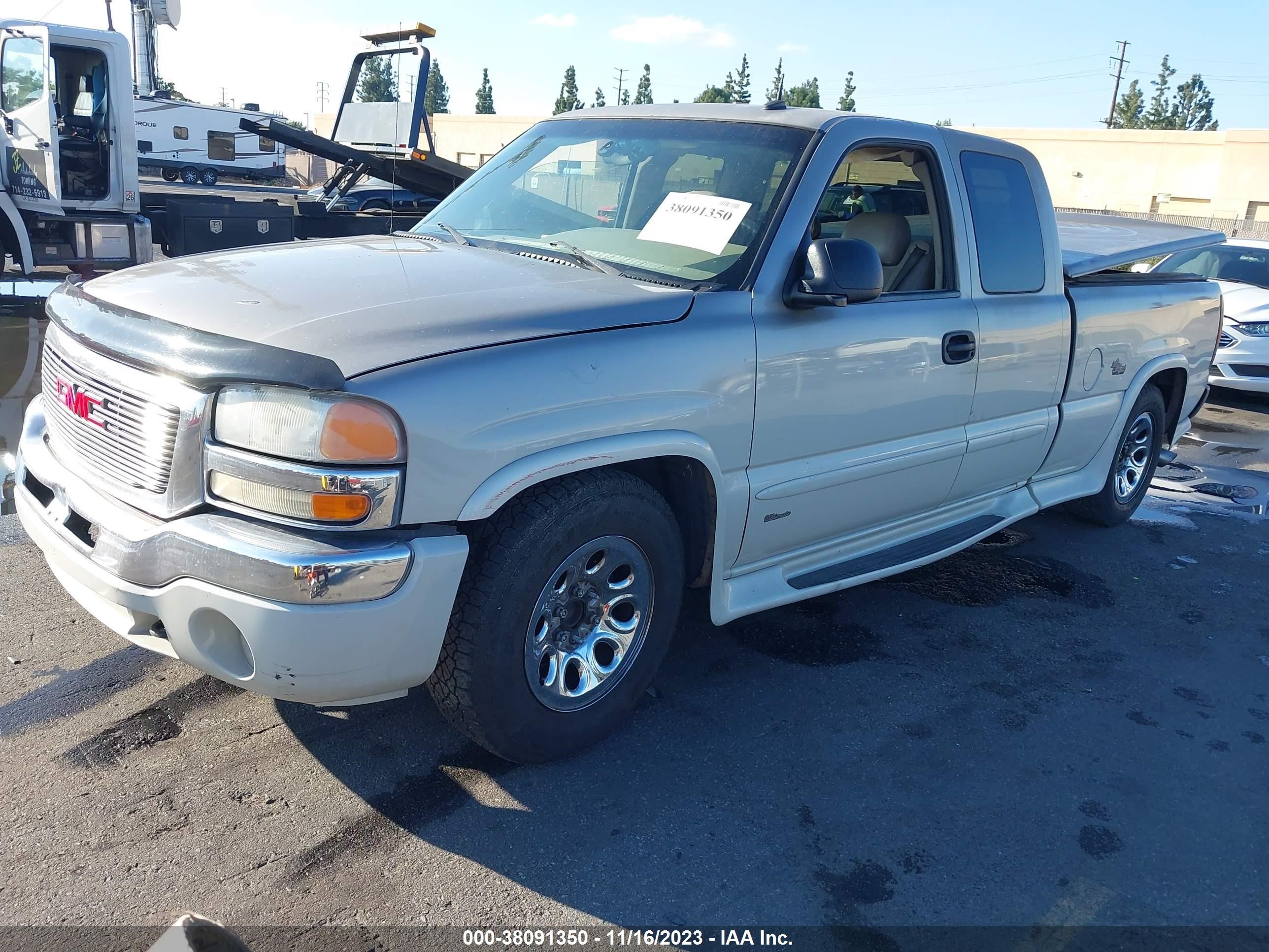 Photo 1 VIN: 2GTEC19T831137714 - GMC SIERRA 