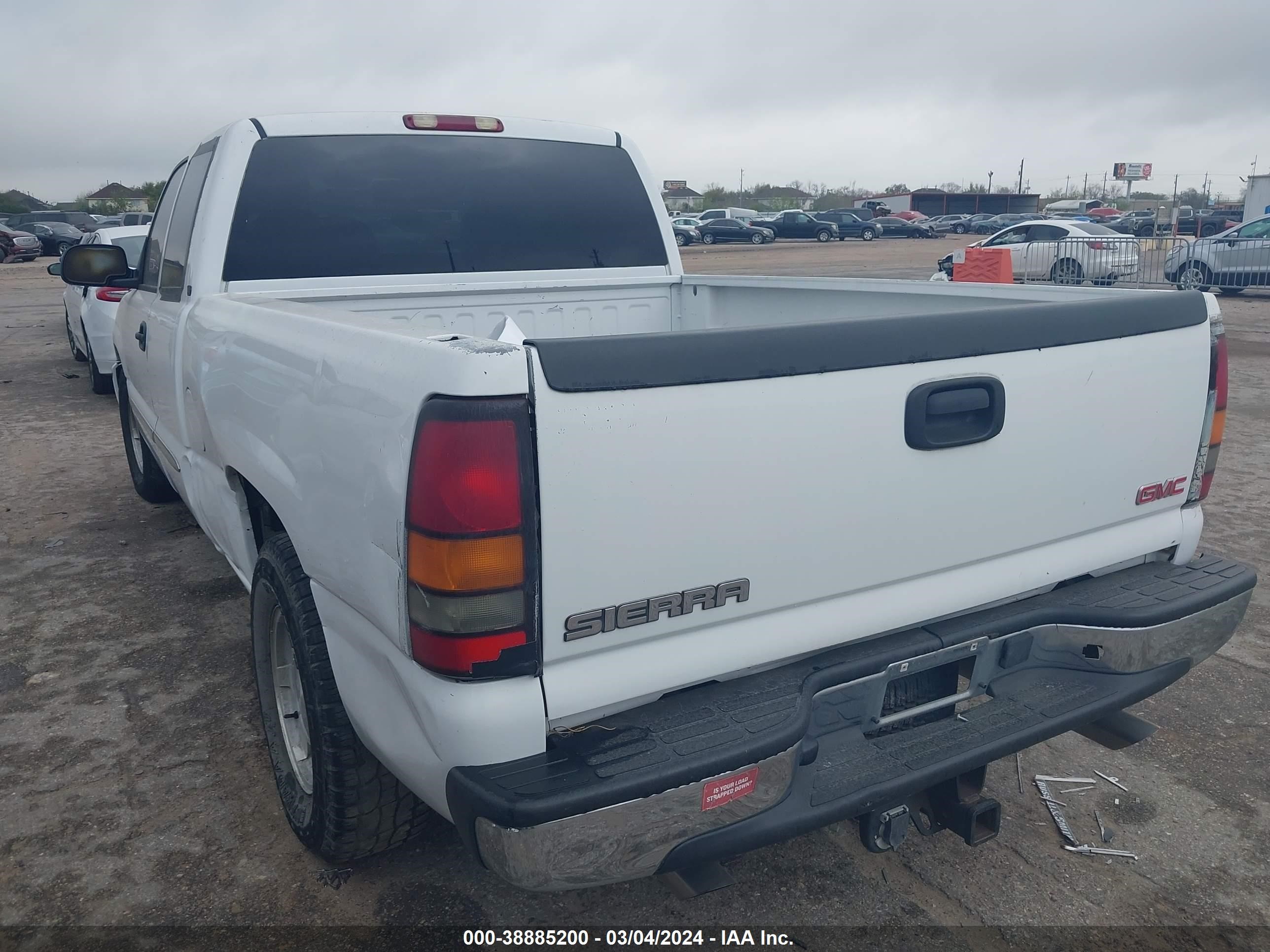 Photo 2 VIN: 2GTEC19T841312979 - GMC SIERRA 