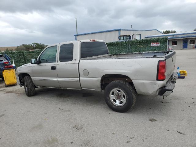 Photo 1 VIN: 2GTEC19T8Y1120225 - GMC SIERRA 