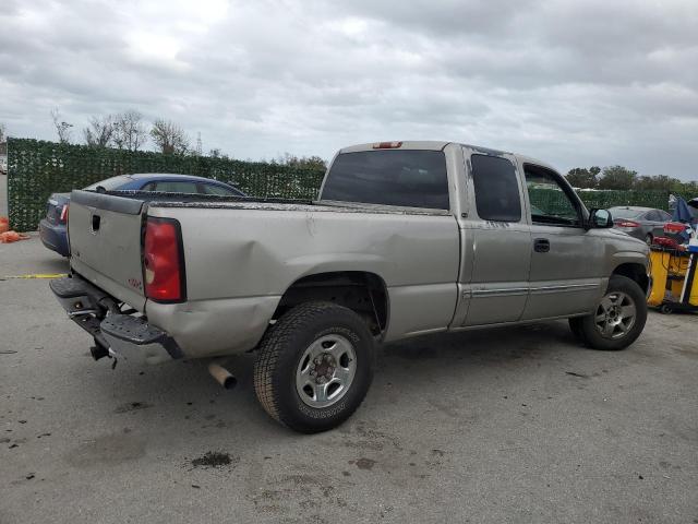 Photo 2 VIN: 2GTEC19T8Y1120225 - GMC SIERRA 