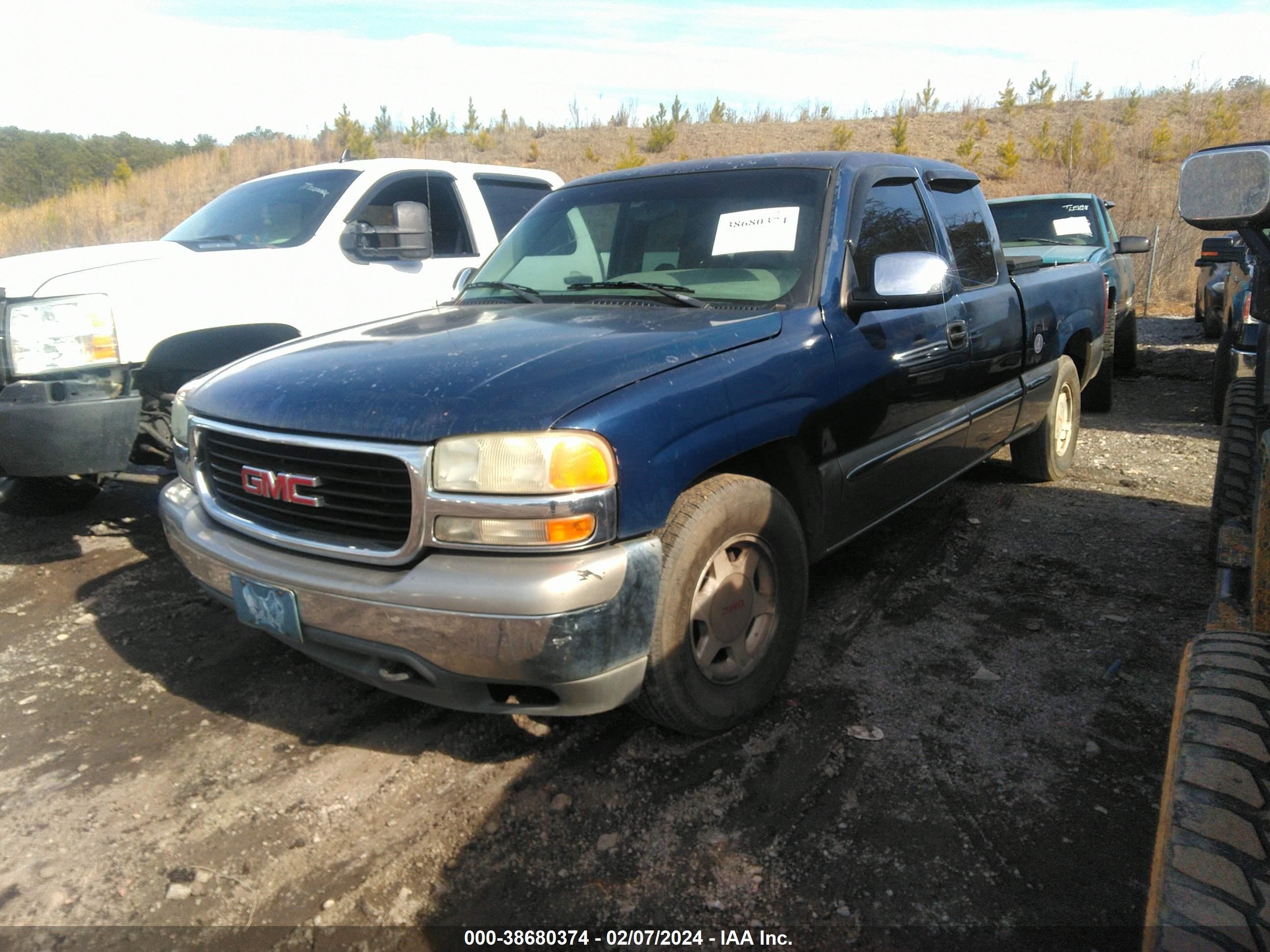 Photo 1 VIN: 2GTEC19T8Y1240333 - GMC SIERRA 