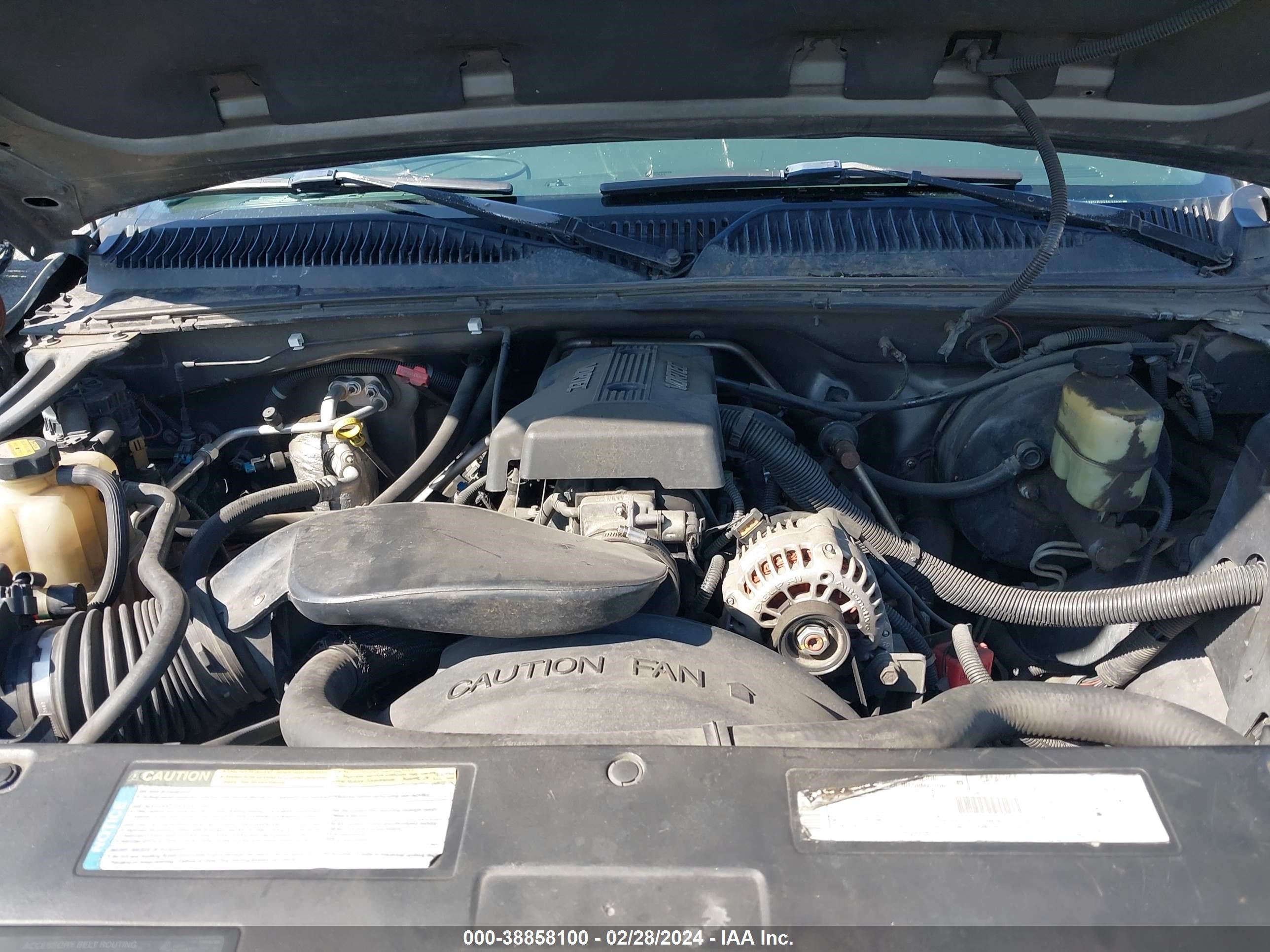 Photo 9 VIN: 2GTEC19T9Y1143352 - GMC SIERRA 