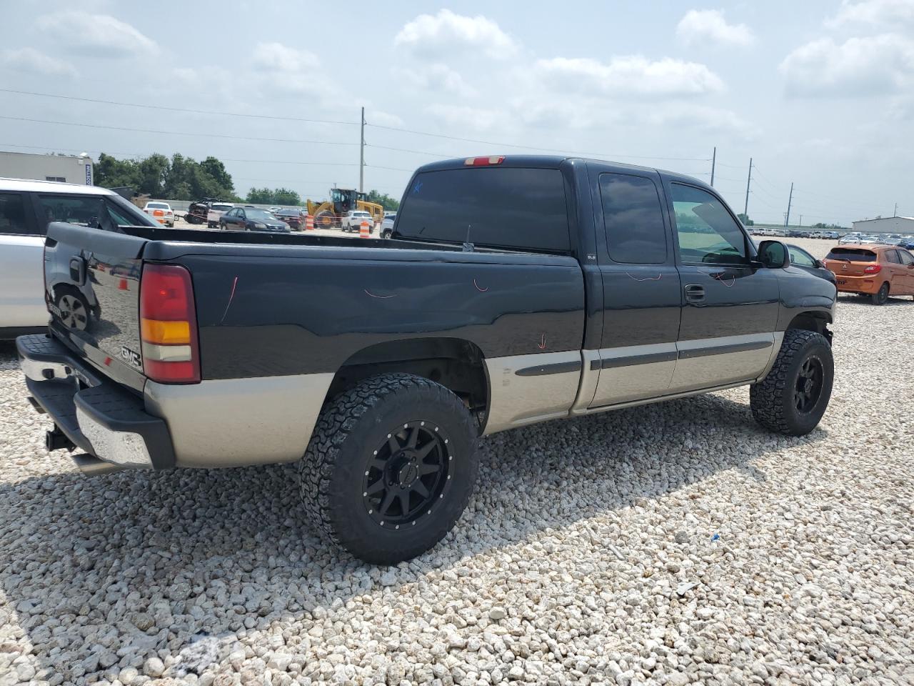 Photo 2 VIN: 2GTEC19TX21384604 - GMC SIERRA 