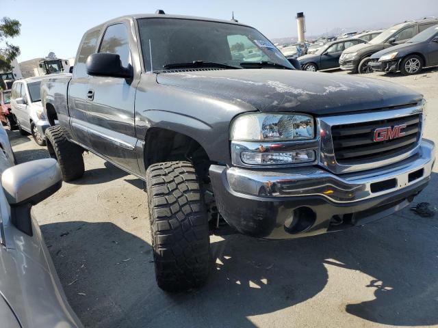 Photo 3 VIN: 2GTEC19TX41118227 - GMC NEW SIERRA 