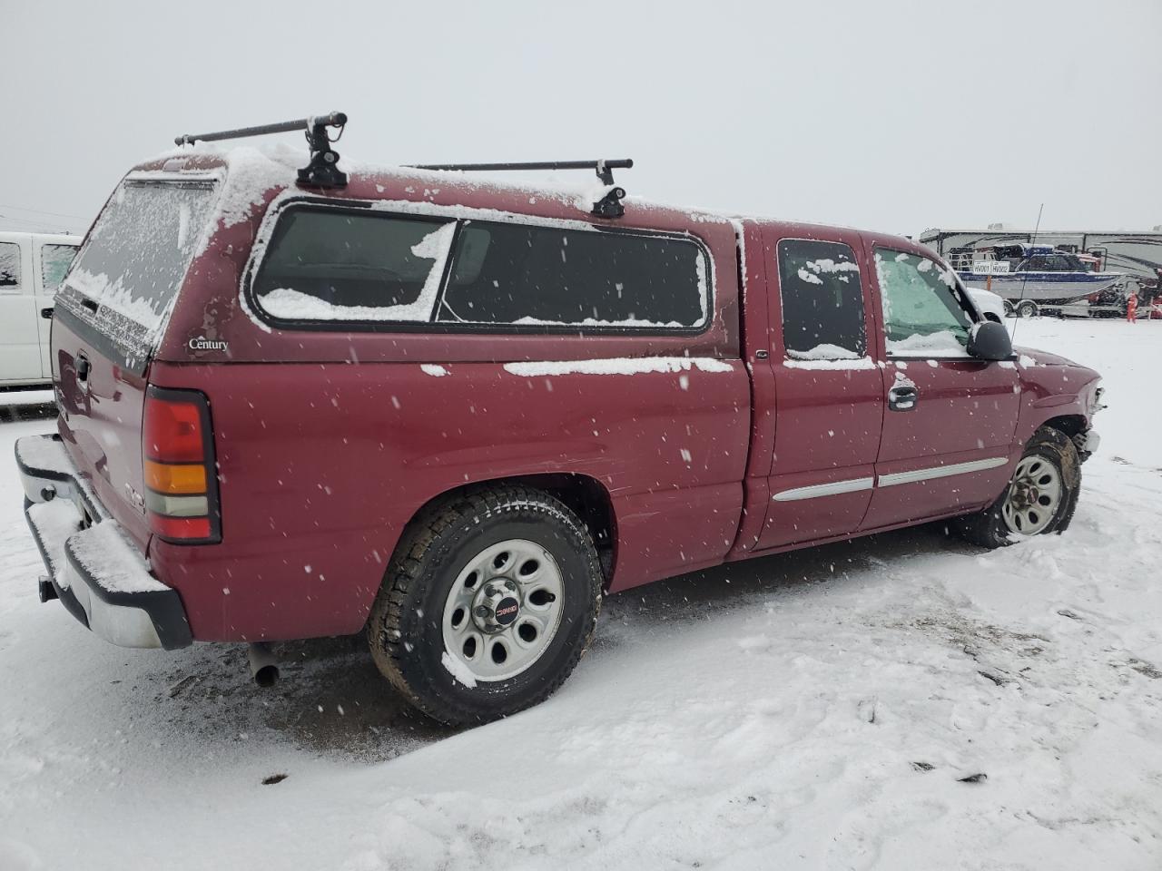 Photo 2 VIN: 2GTEC19TX51328134 - GMC SIERRA 