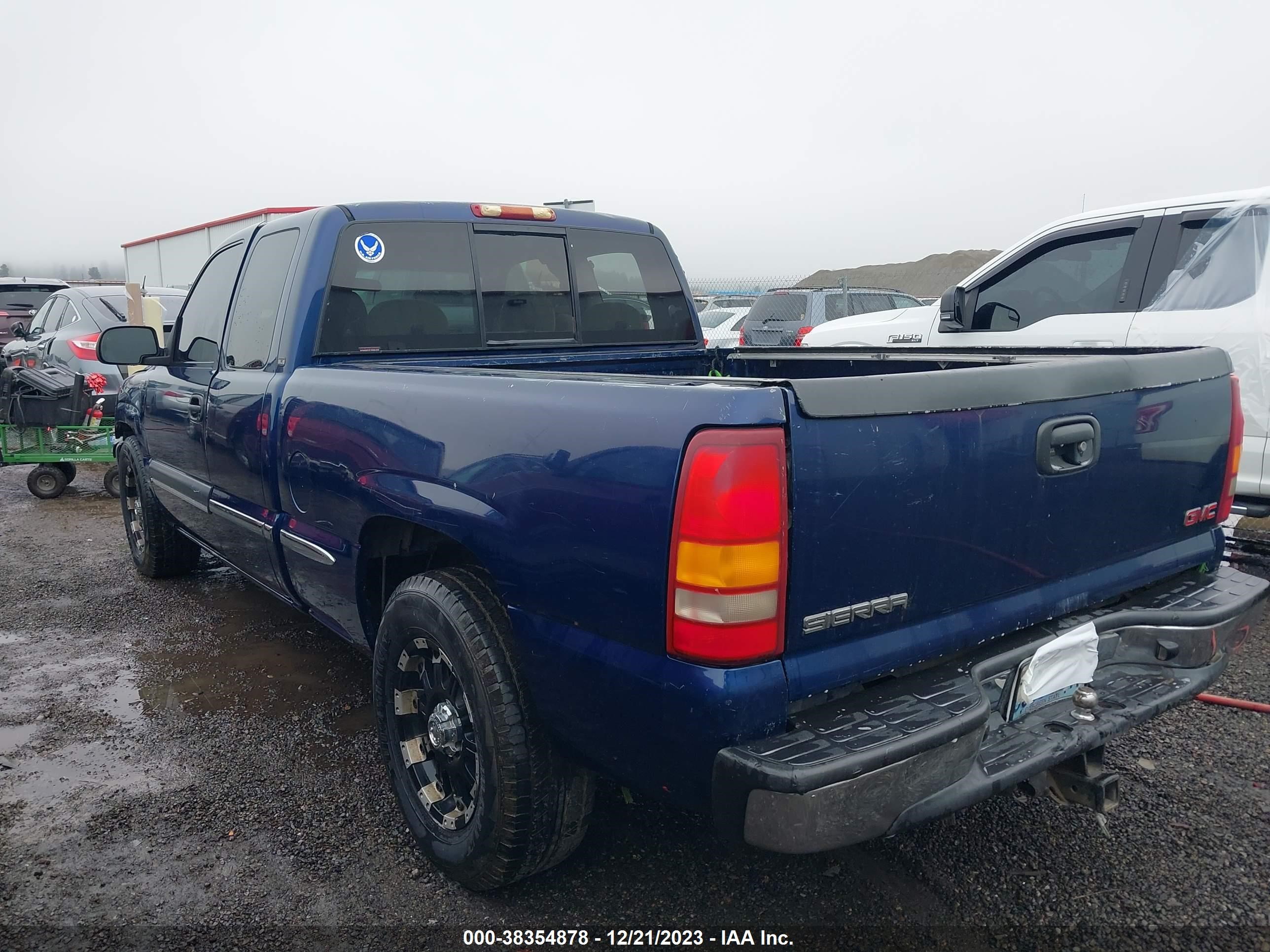 Photo 2 VIN: 2GTEC19V011142324 - GMC SIERRA 