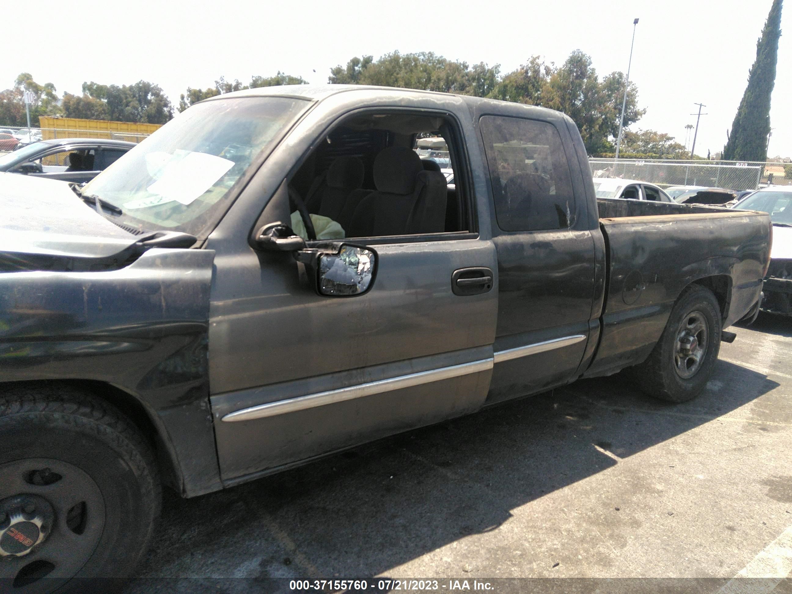 Photo 13 VIN: 2GTEC19V231112485 - GMC SIERRA 